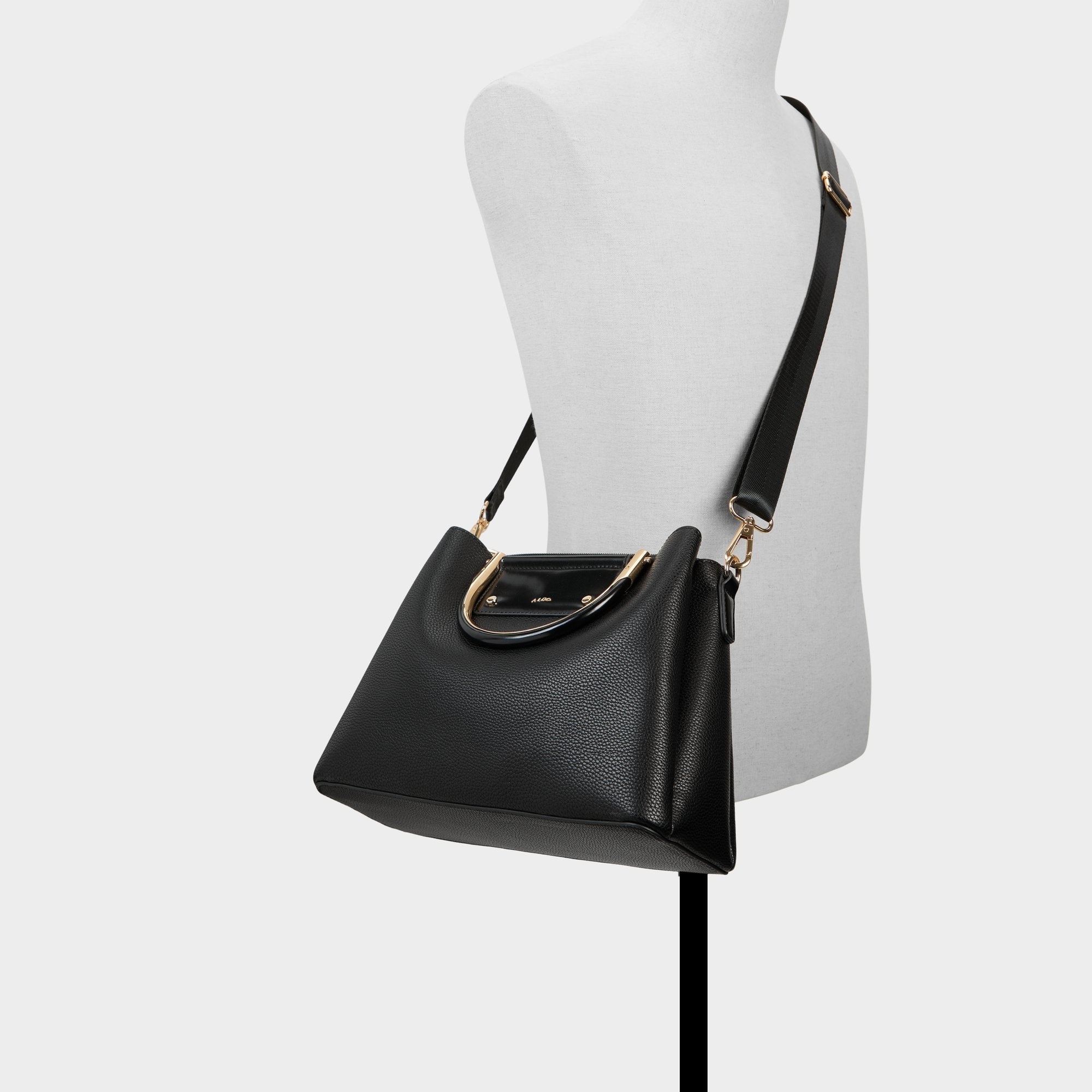 Sloanaa in Black - Satchel bag