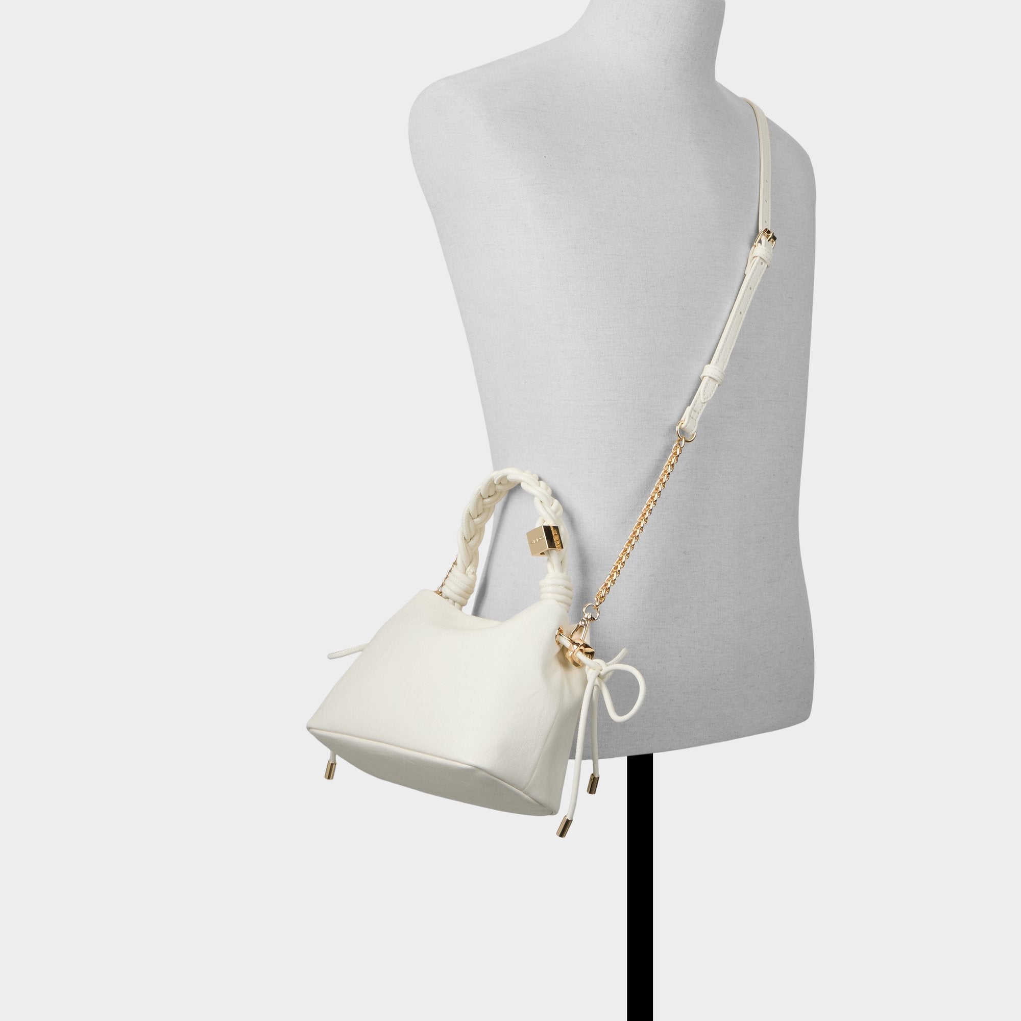 Coralisee in Cream - Top handle bag