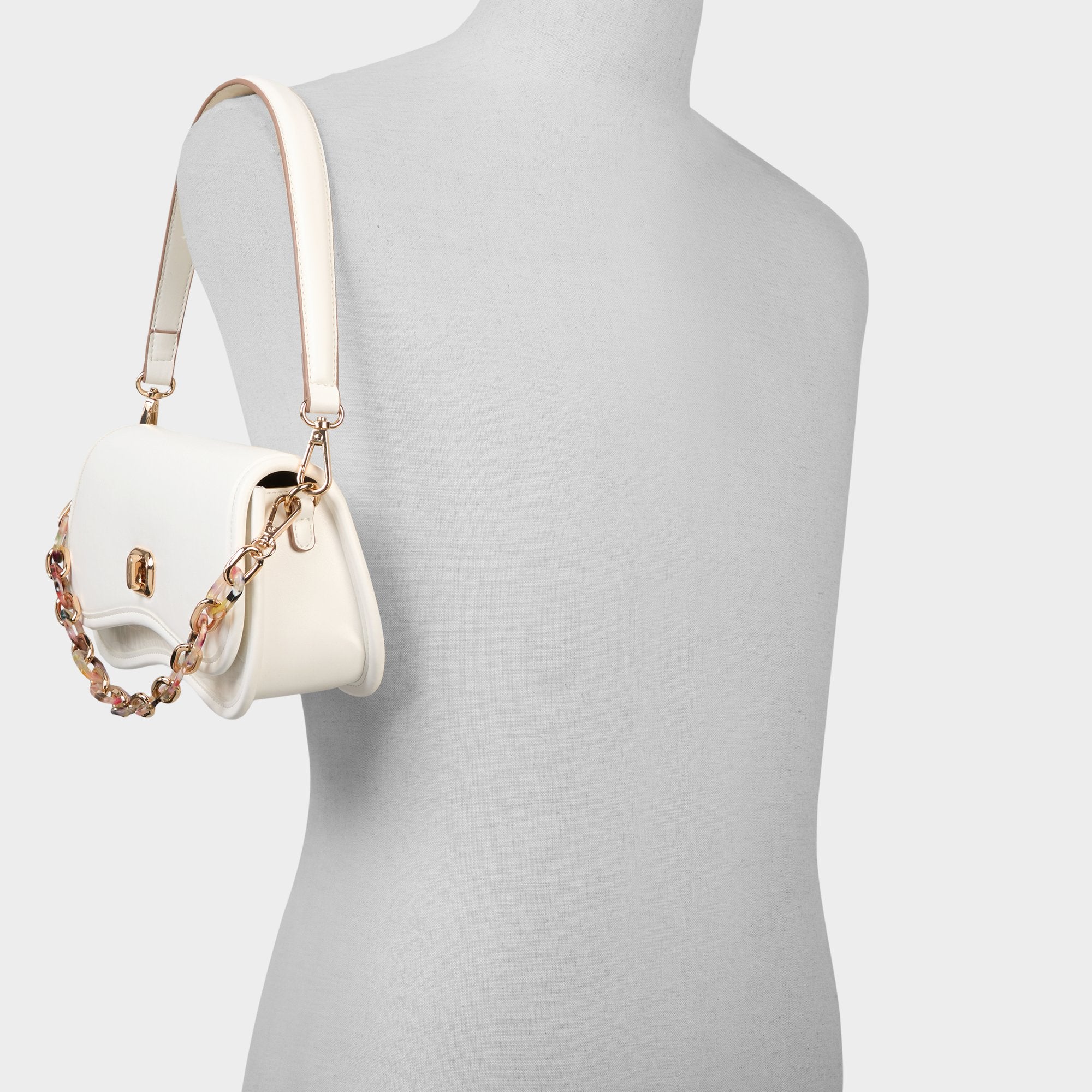 Clappertonnx in White - Shoulder bag