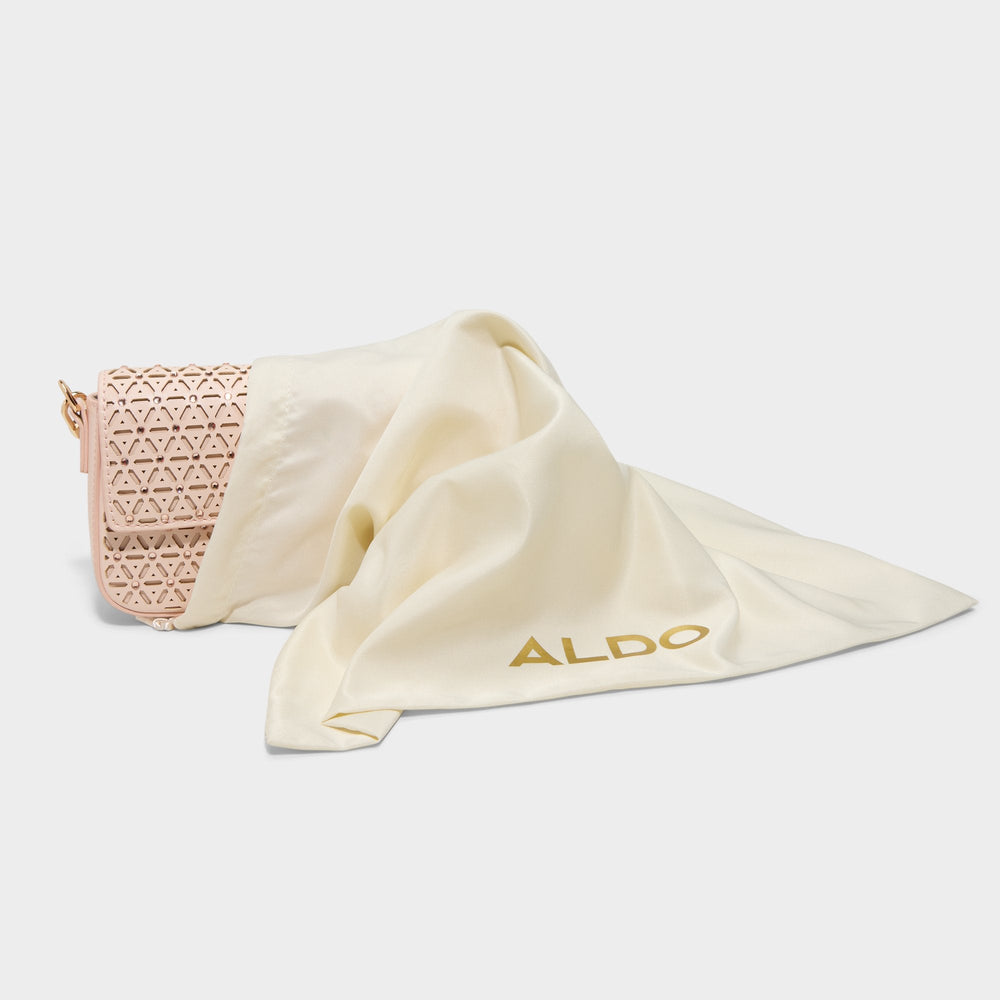 Bellablingg in Light Pink - Shoulder bag