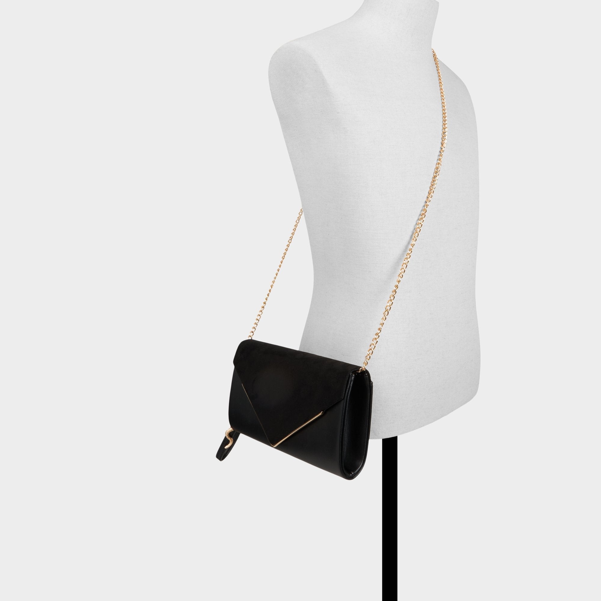Serpantee in Black - Clutch