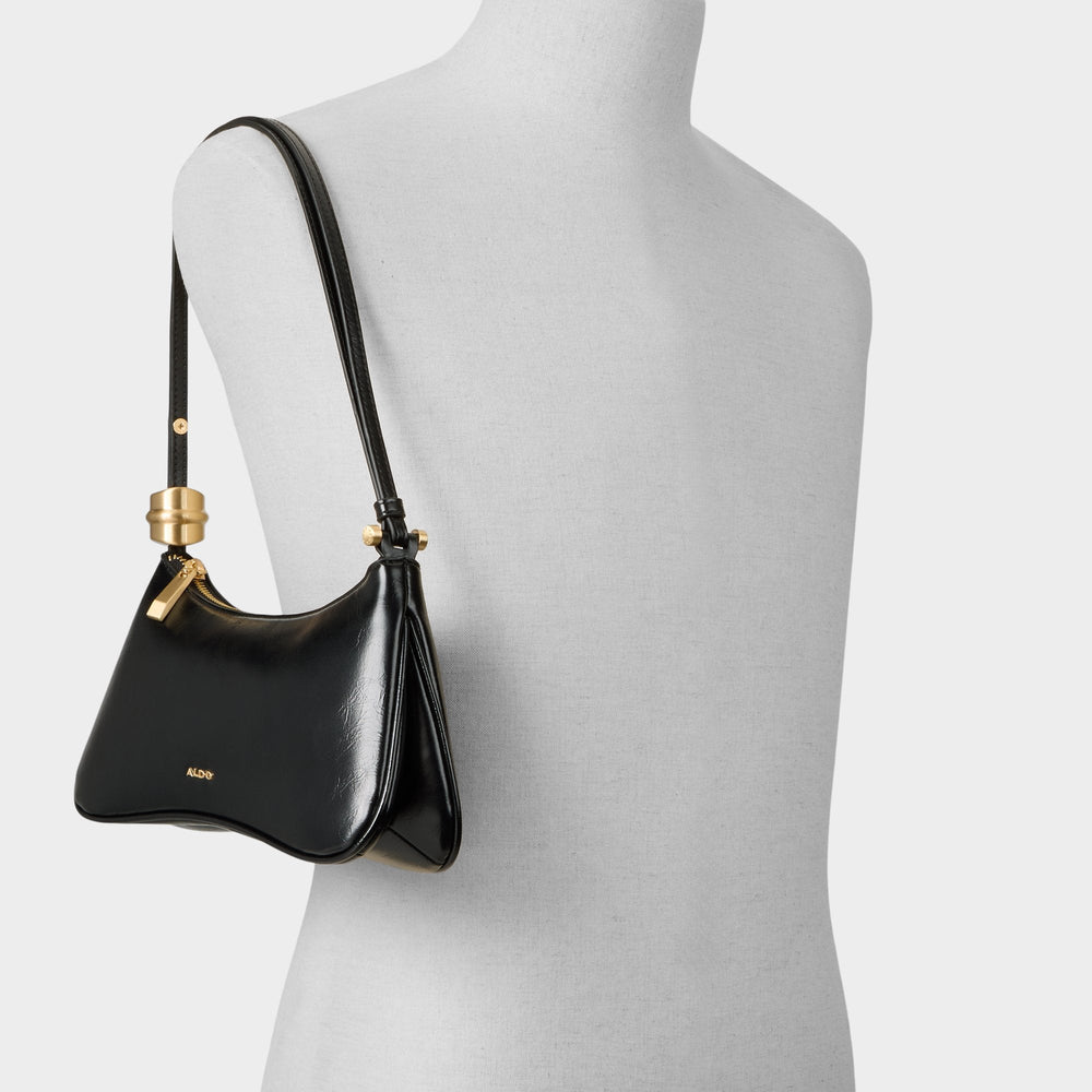 Amelliee in Black Overflow -