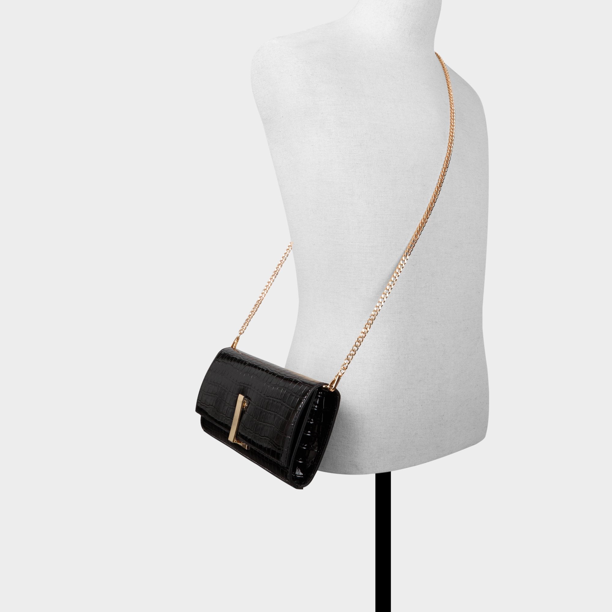 Alorisaa in Black - Shoulder bag