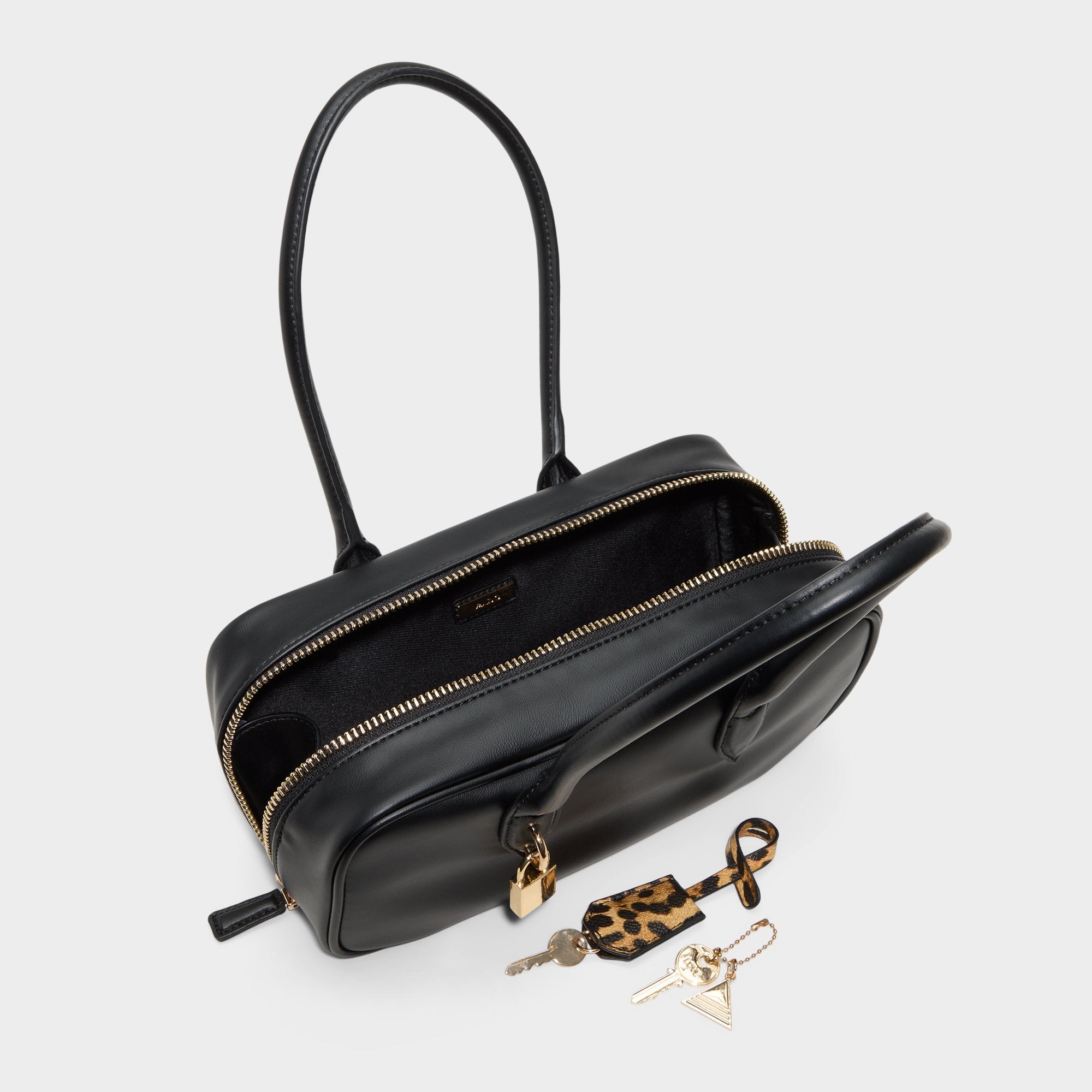 Daystromm in Black - Satchel bag