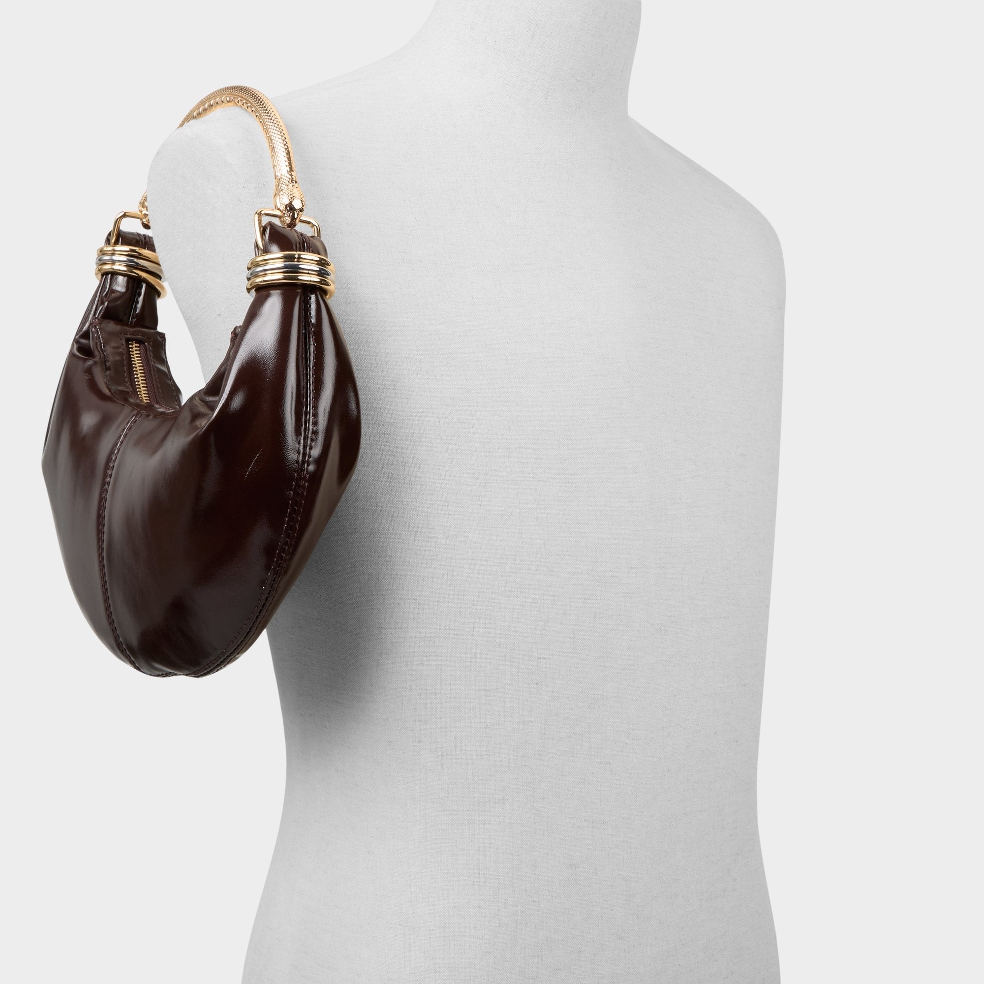 Kemberlyyx in Plum - Shoulder bag