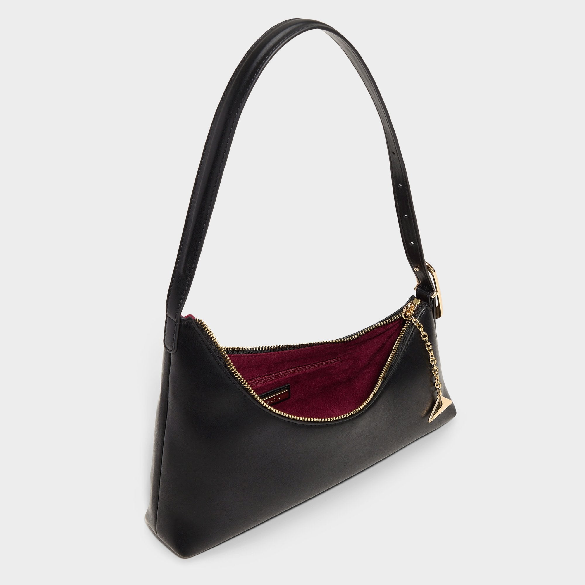 Timberlyy in Black - Shoulder bag