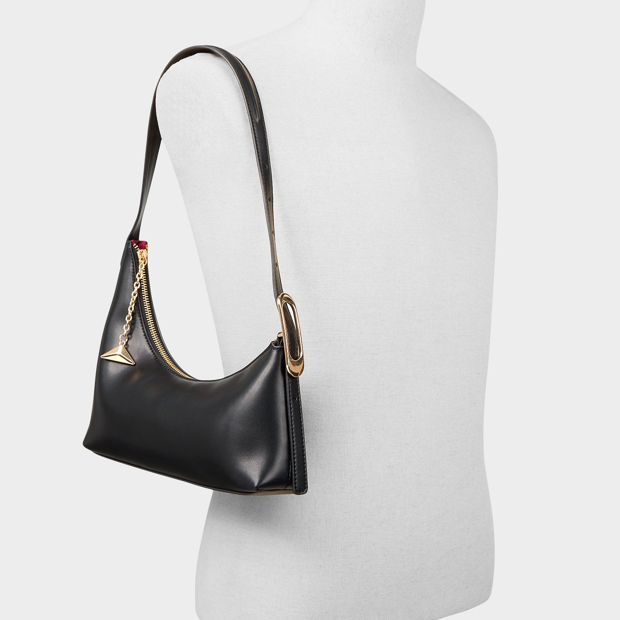 Timberlyy in Black - Shoulder bag