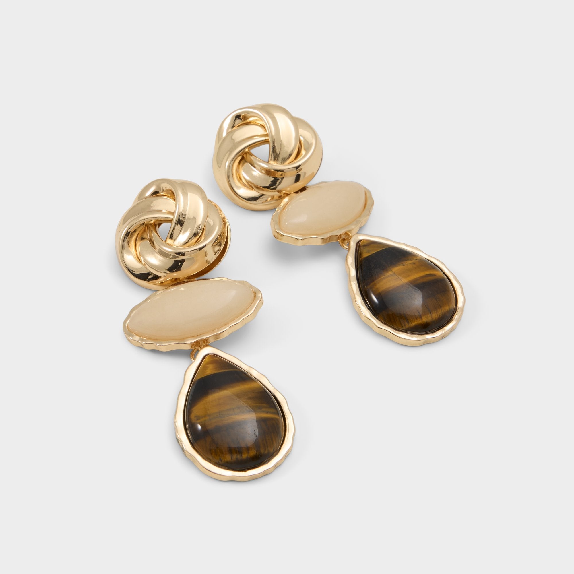 Sunara in Gold - Chandelier earrings