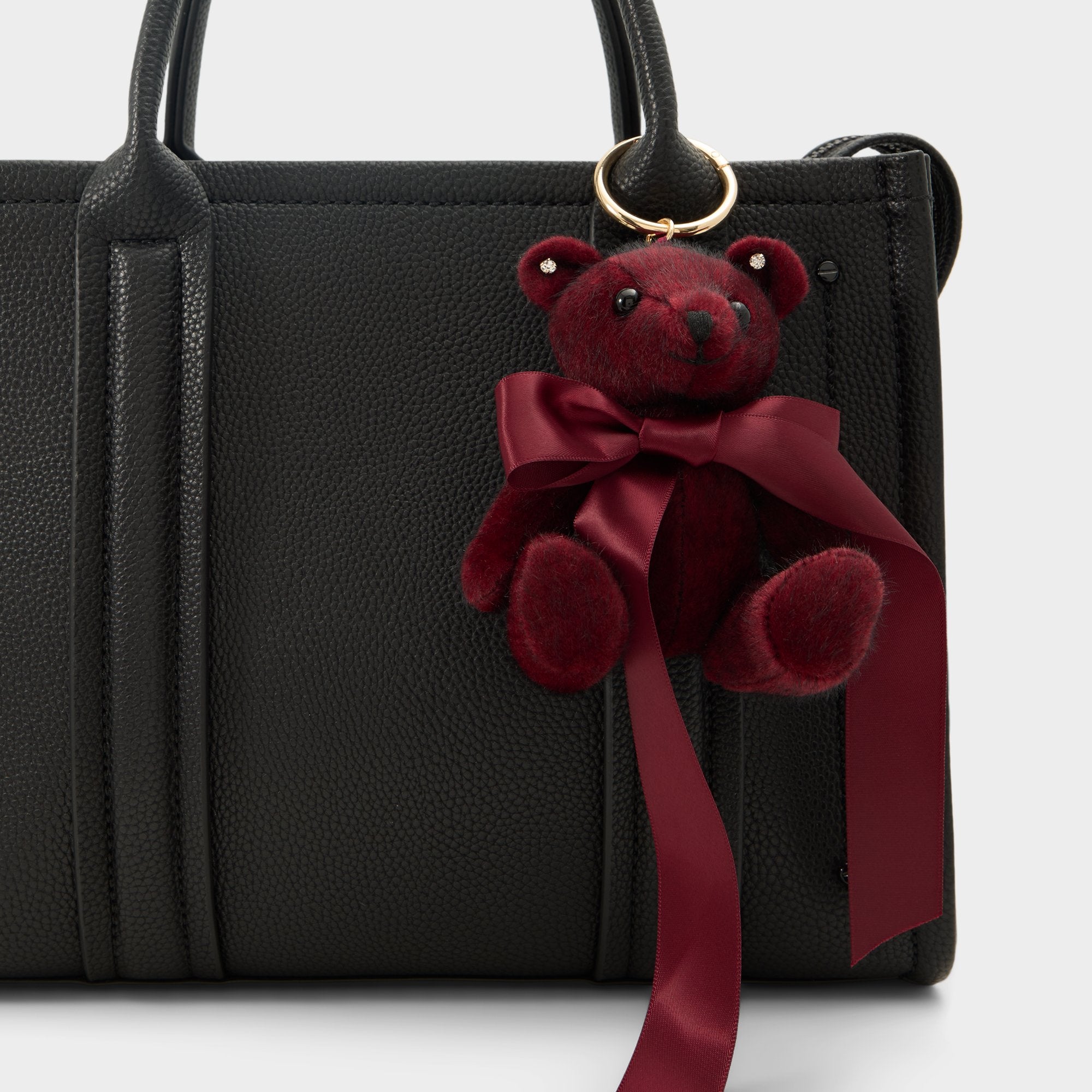 Tinnie in Bordo - Bag charm