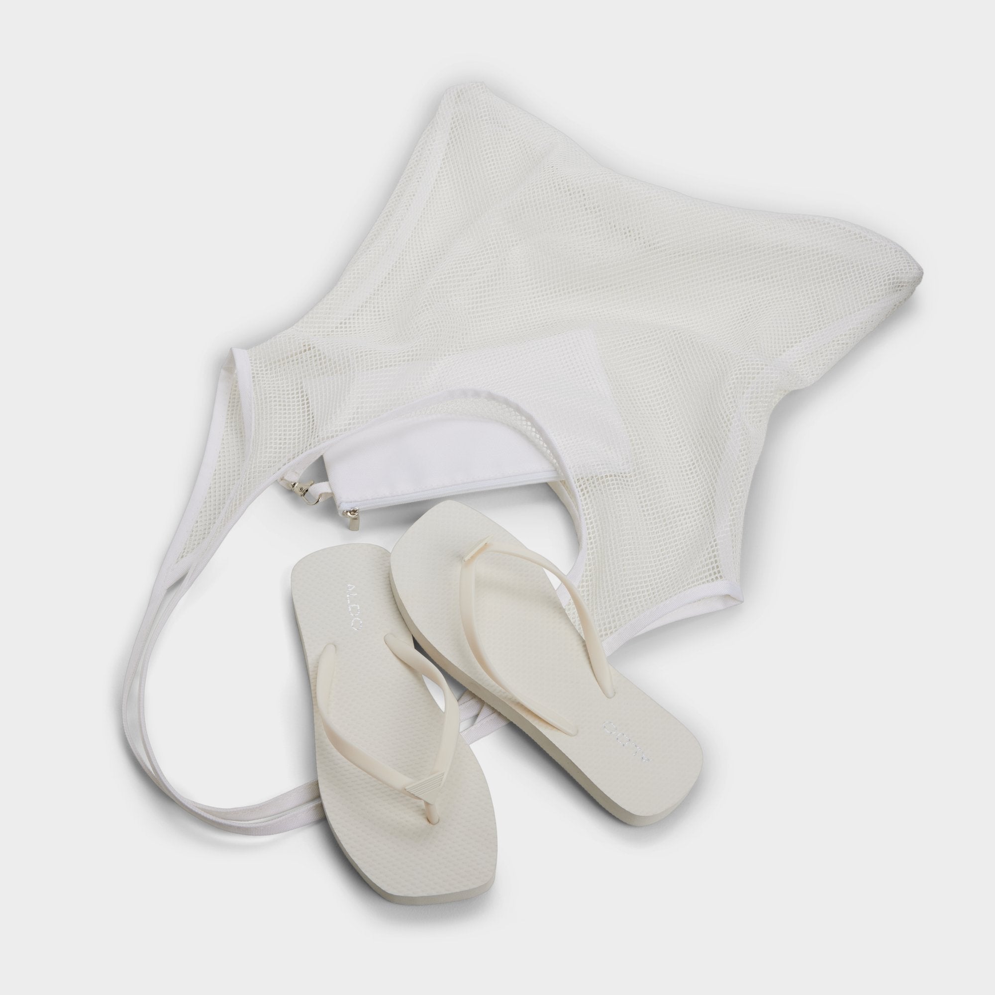 Beachready White Women's Jelly Sandals & Flip Flops - Flip flop