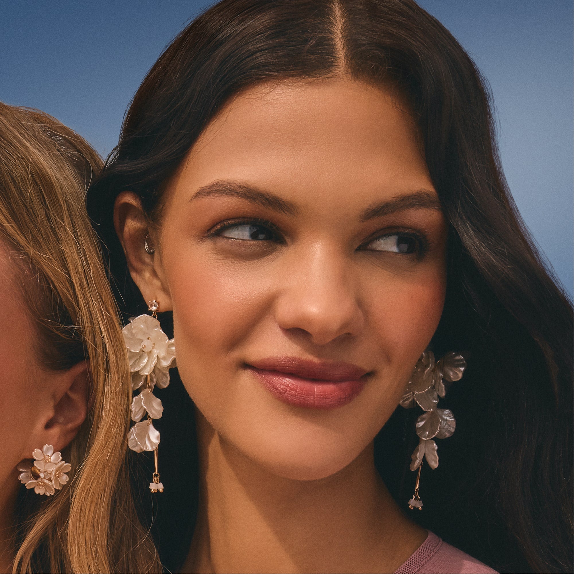 Chicfloral Ice Women's Florals - Statement earrings