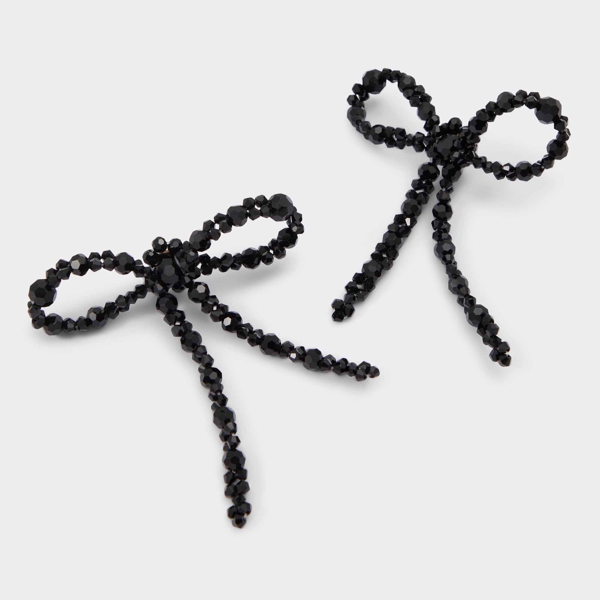 Tinsla in Black - Statement earrings