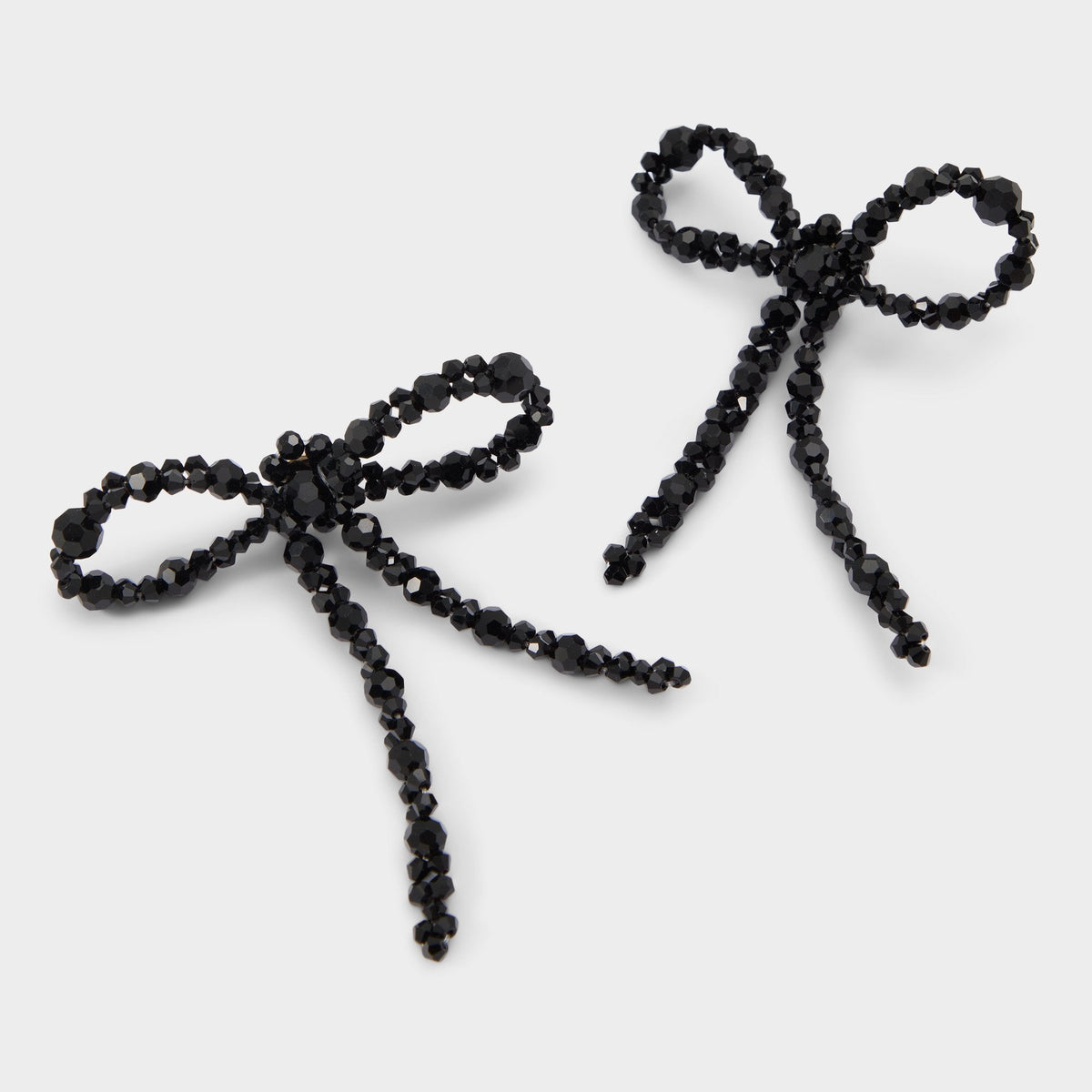 Tinsla in Black - Statement earrings