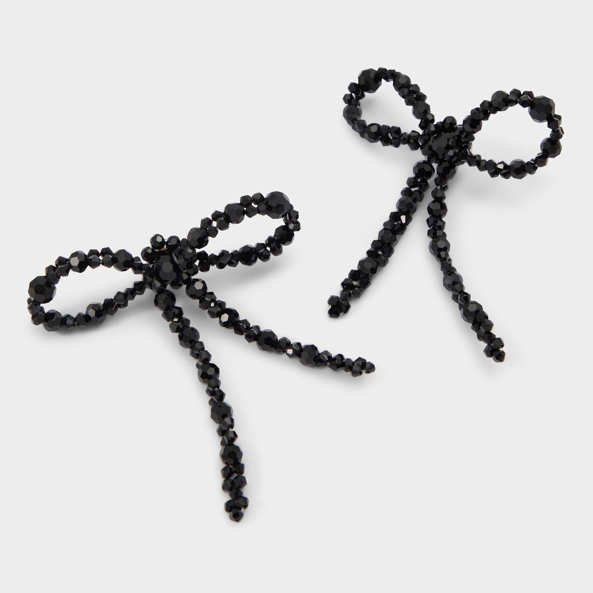 Tinsla in Black - Statement earrings