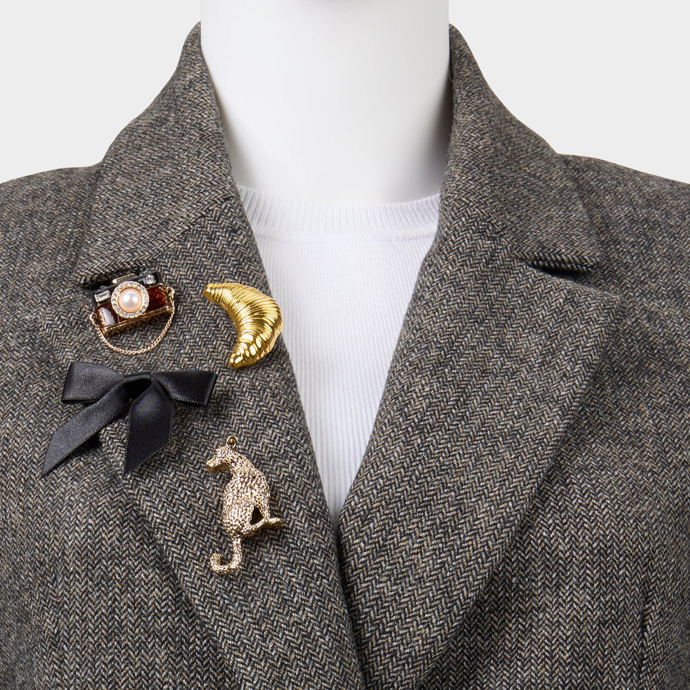 Chicpins in Black Gold Multi - Decorative brooch