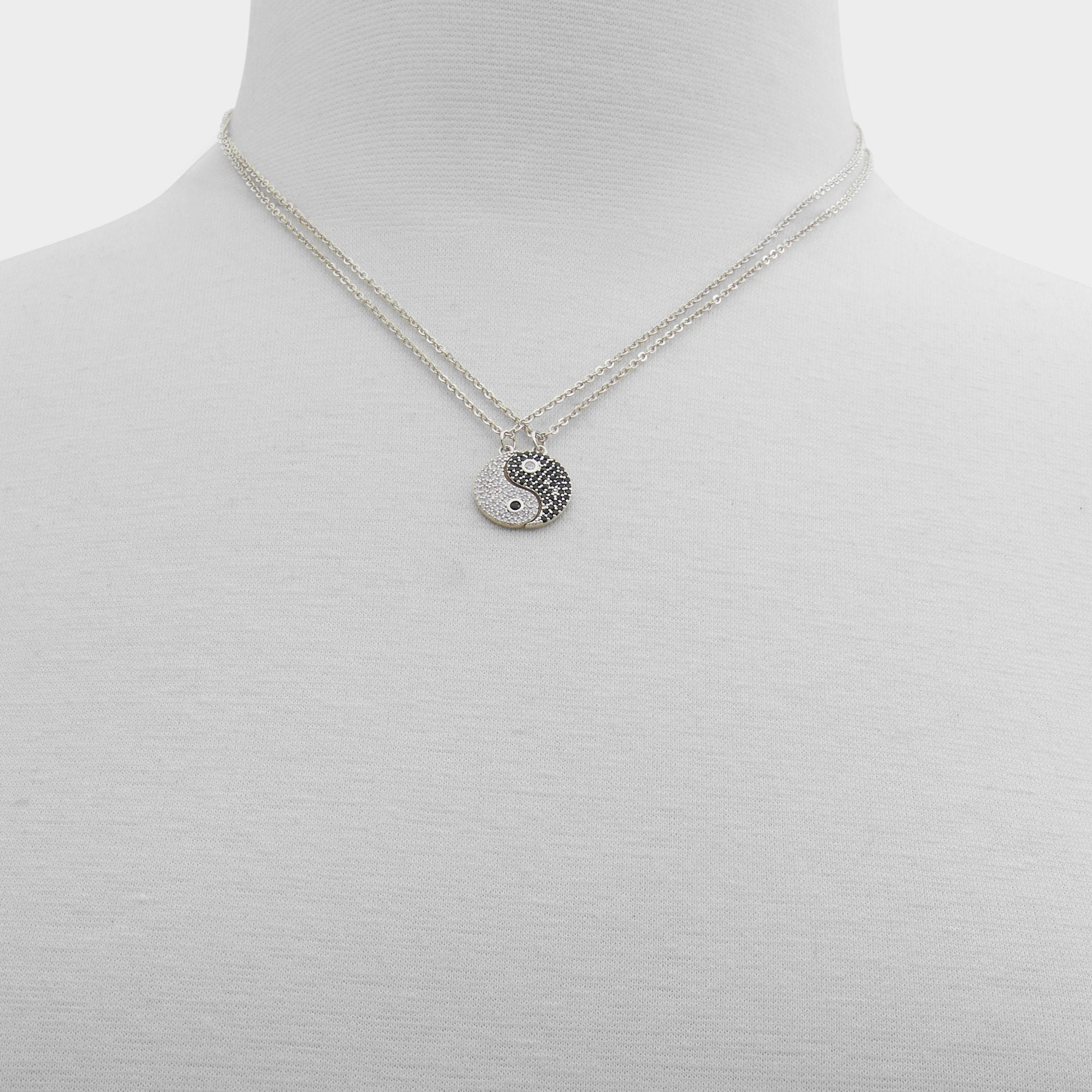 Yintomyyang Black/Silver Multi Women's Necklaces - Necklace