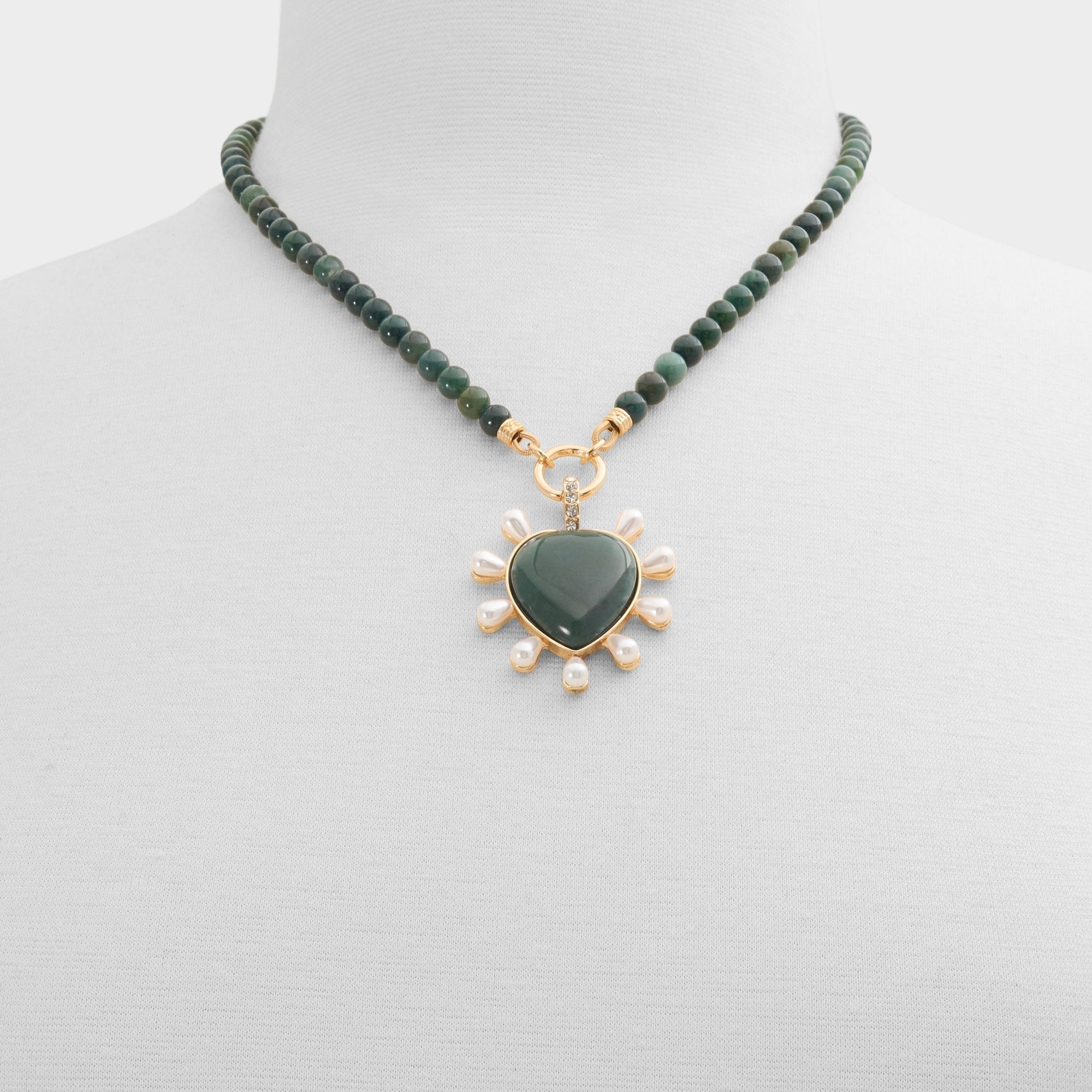 Preciousheart in Dark Green - Necklace