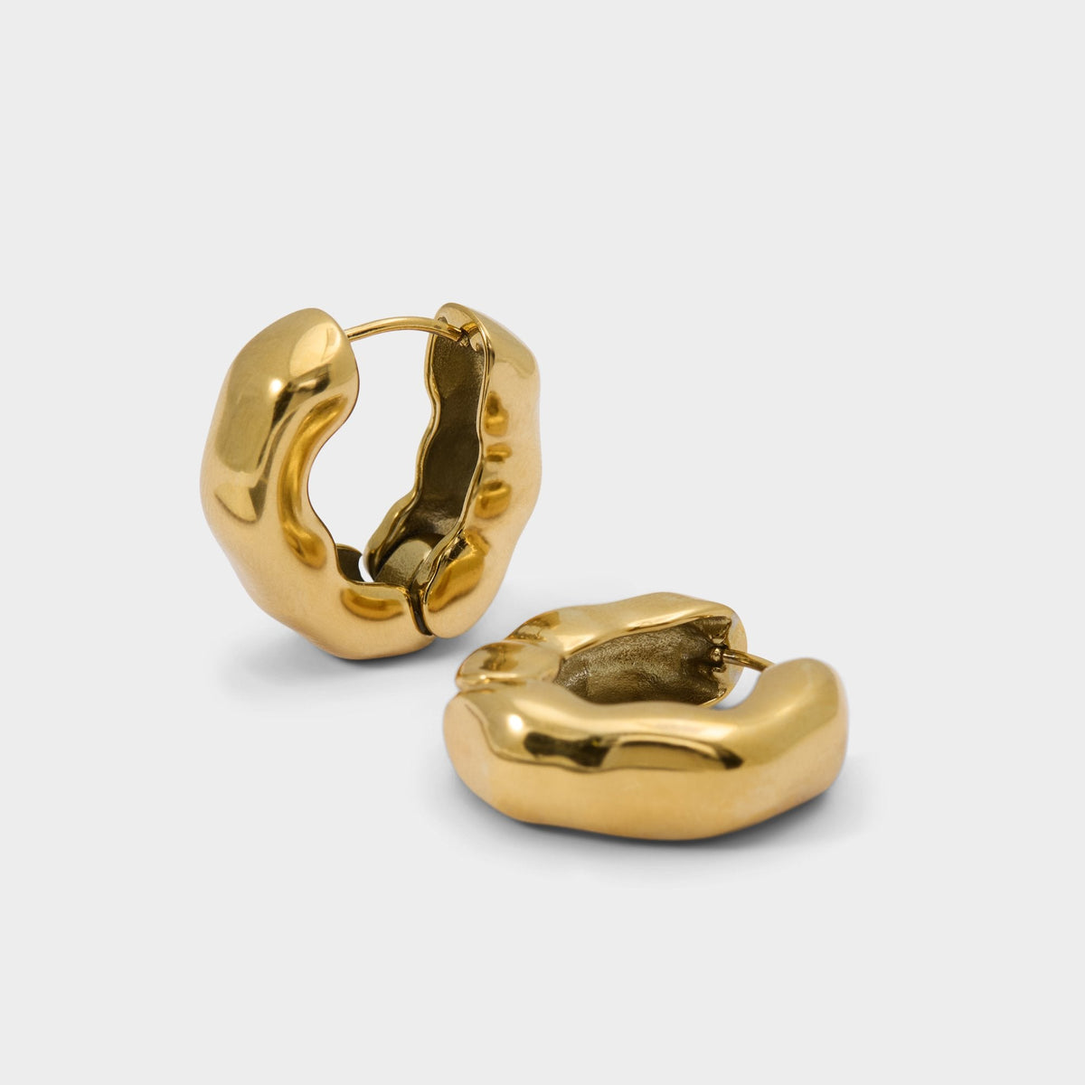 Carandar in Gold - Hoop earrings