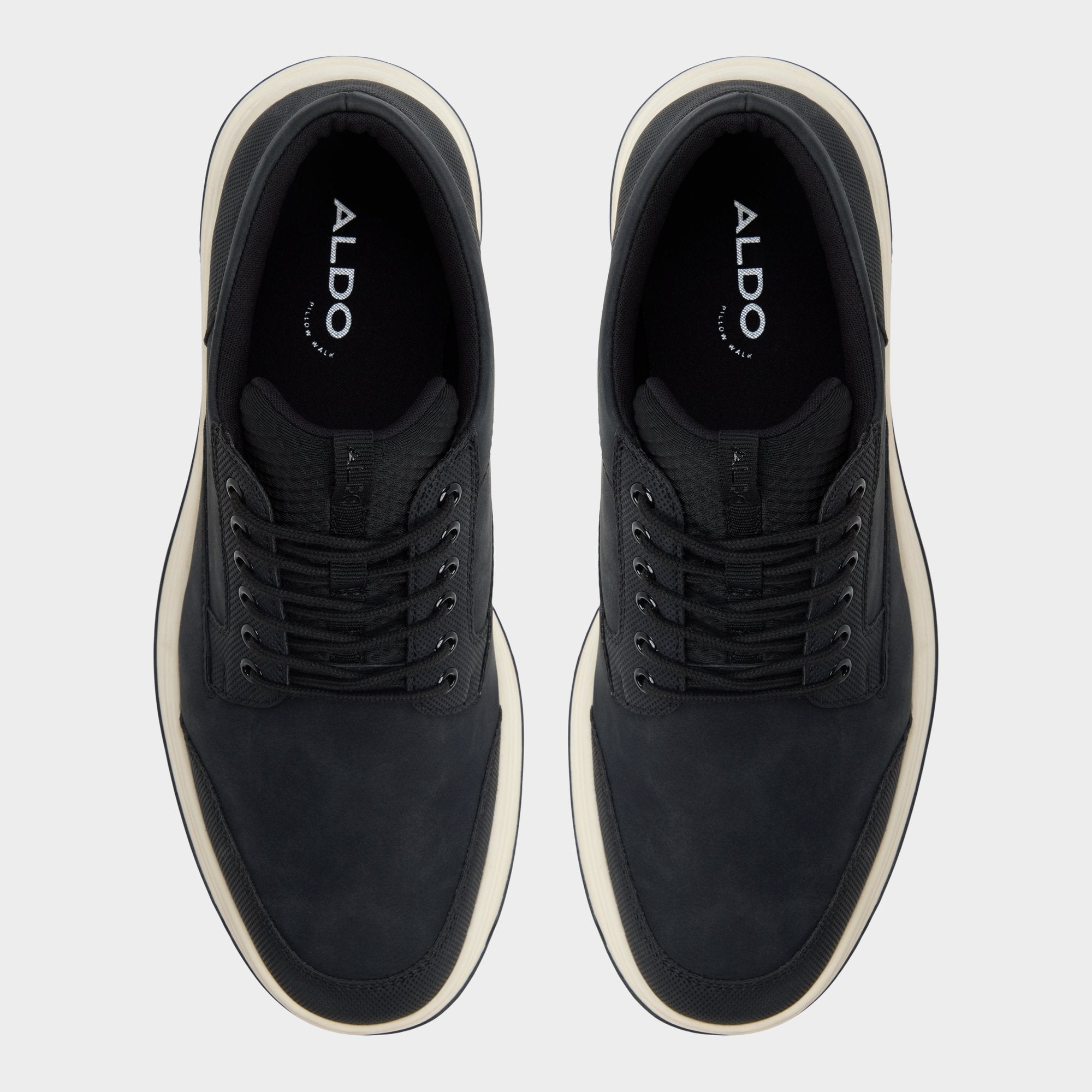 Kodeyy in Black - Lace-up boot