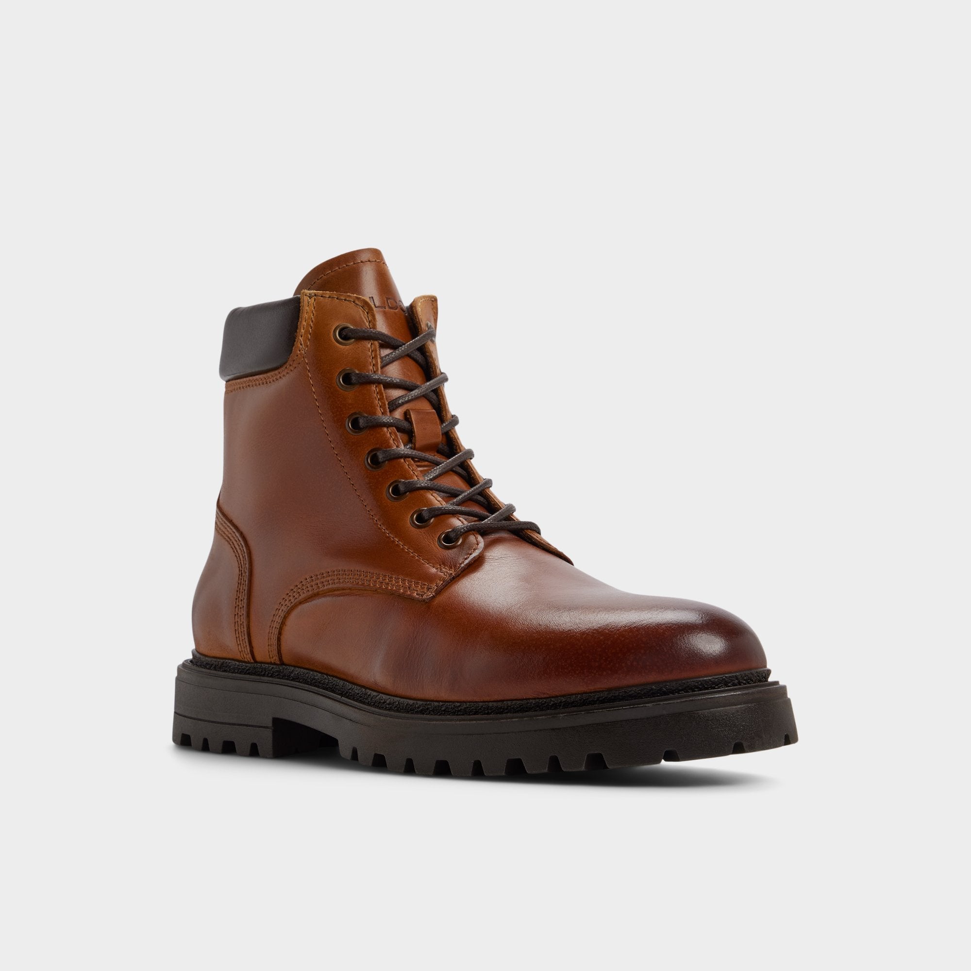 Lug sole Draco in Cognac - Combat boot