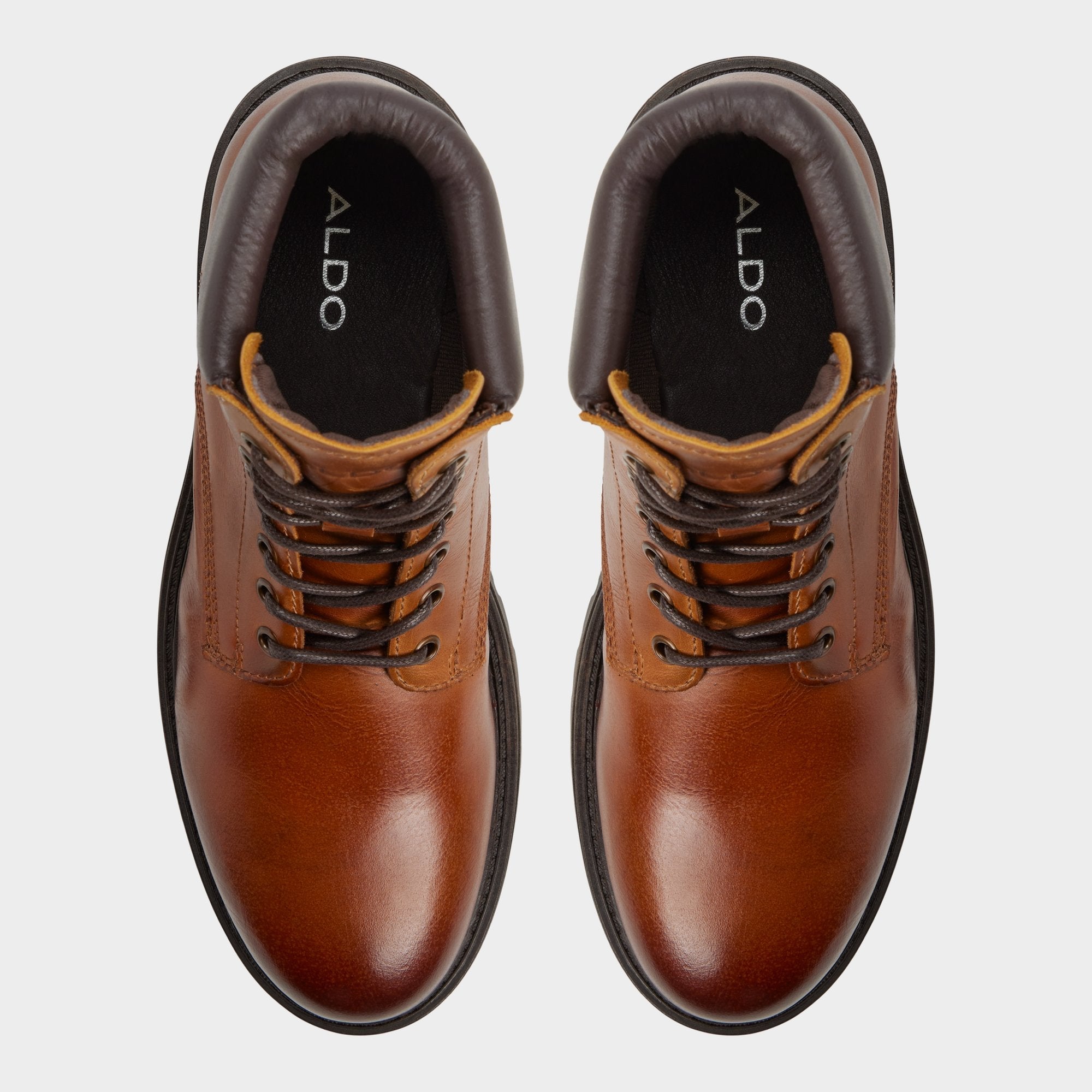 Lug sole Draco in Cognac - Combat boot