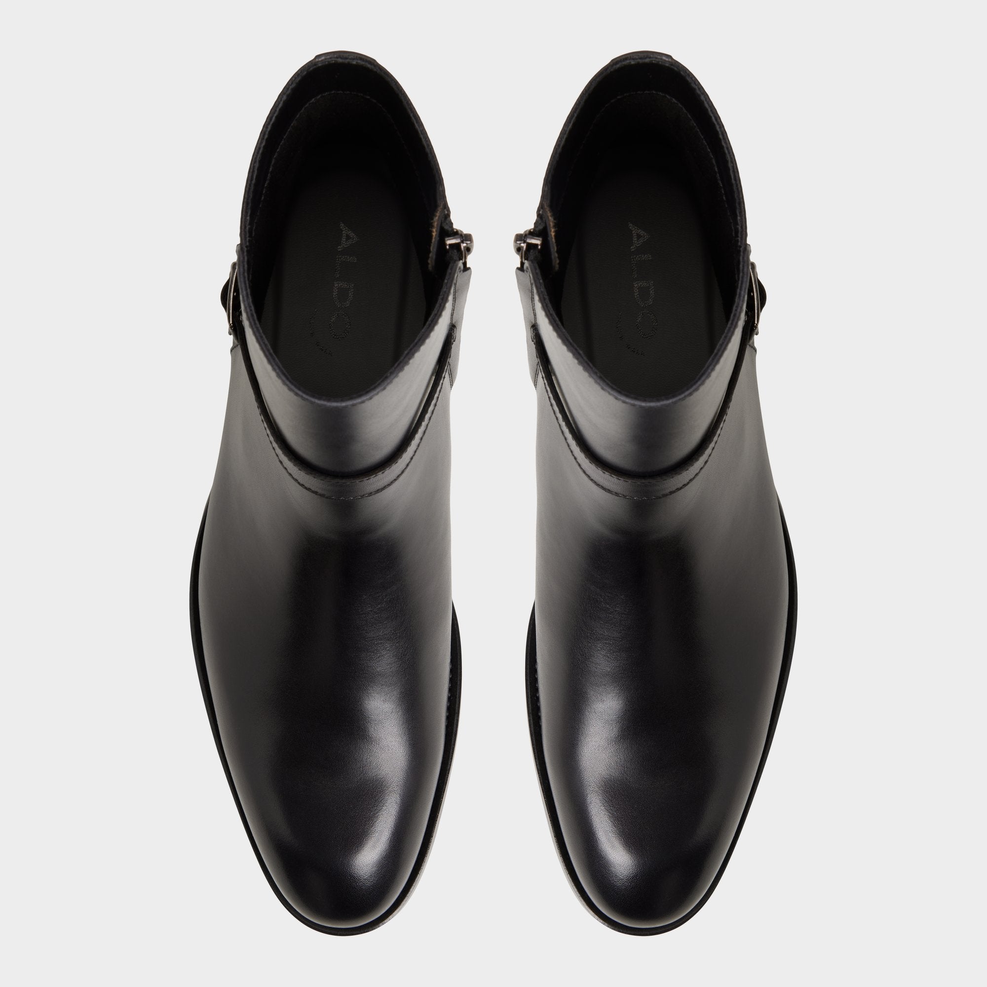 Visco in Open Black - Ankle boot