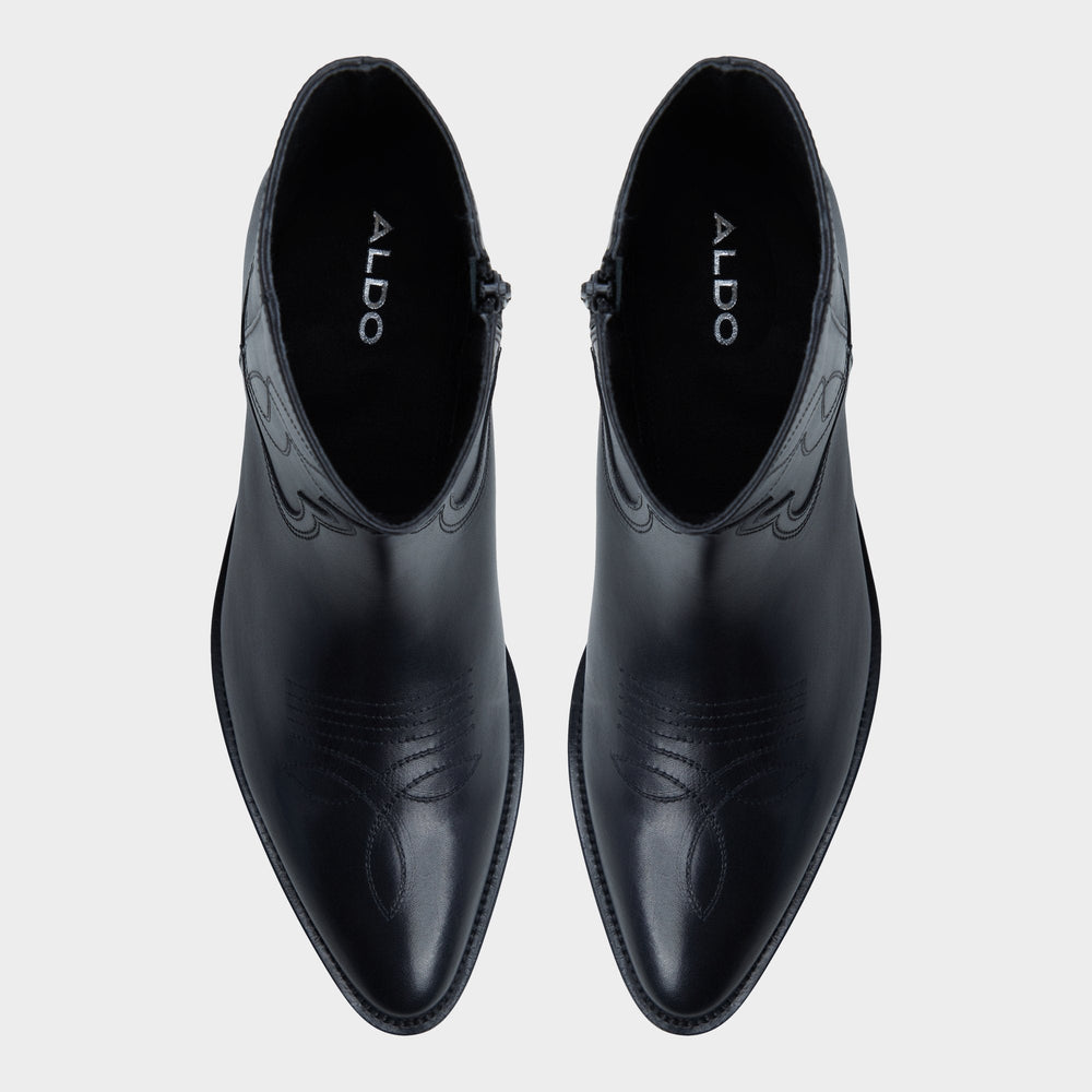 Arvin in Black - Ankle boot