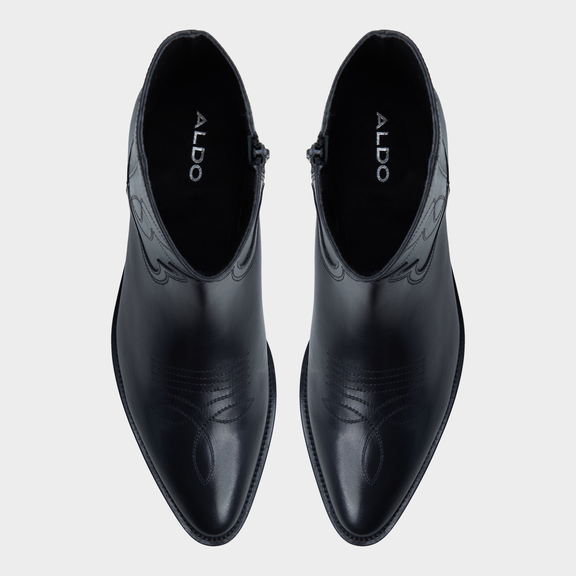 Arvin in Black - Ankle boot
