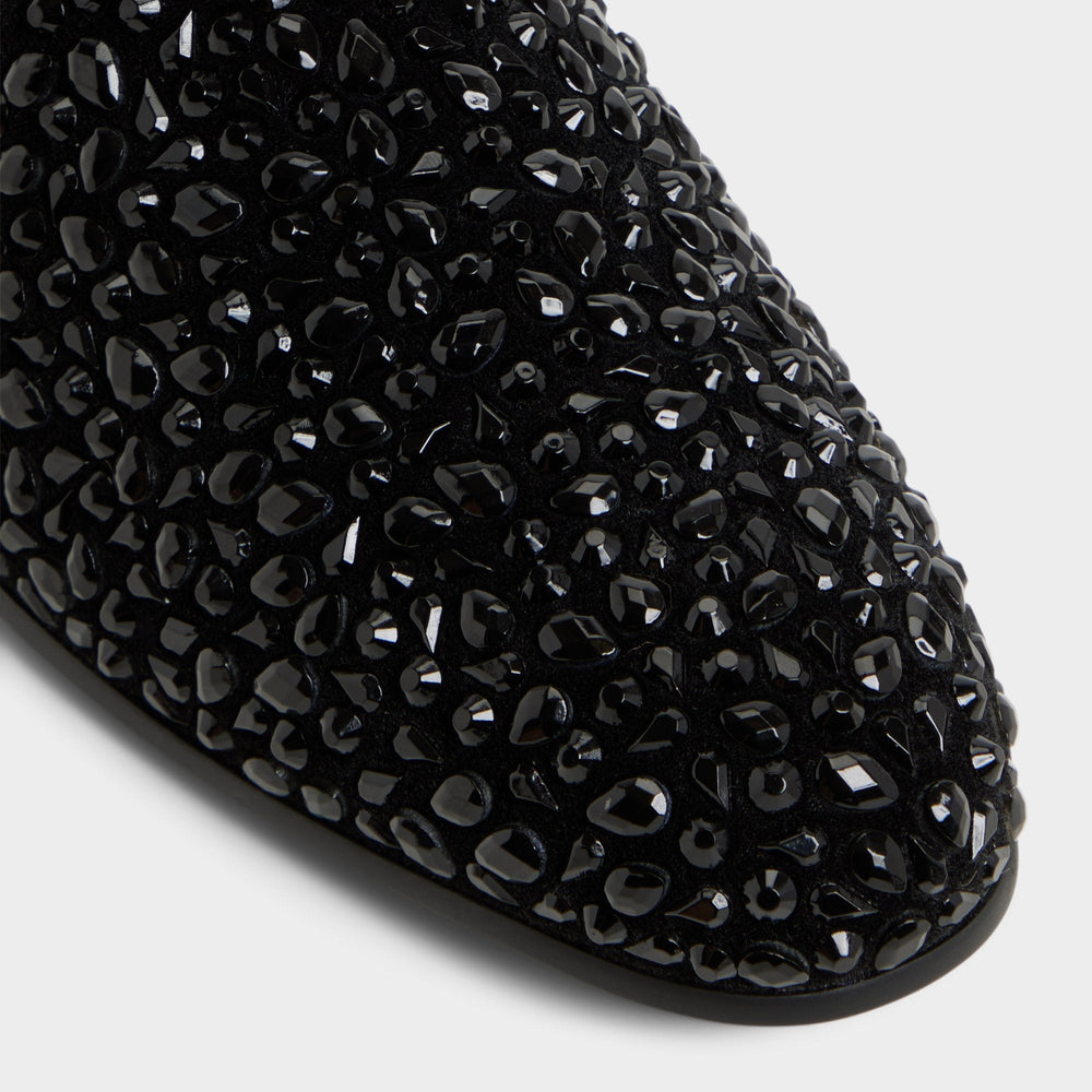 Lux in Black - Loafer