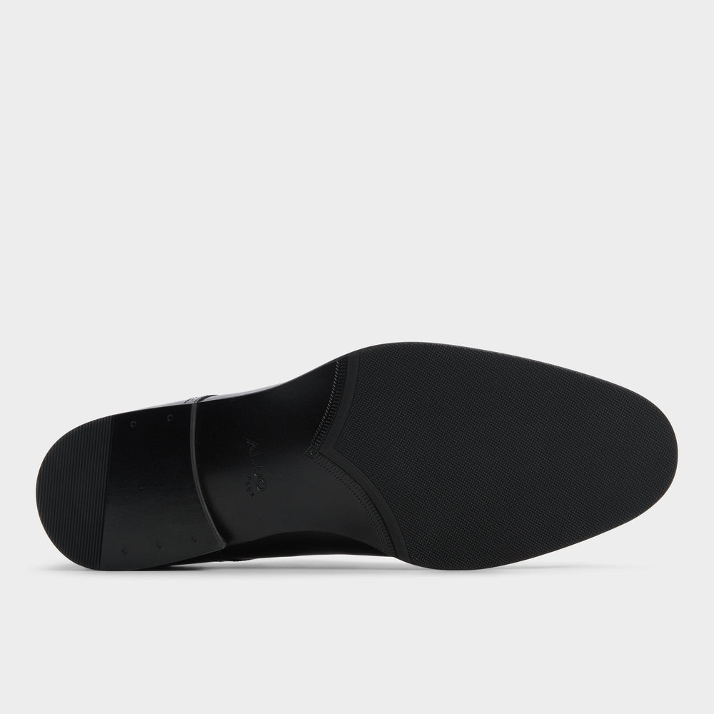 Zelasien in Black - Monkstrap loafer