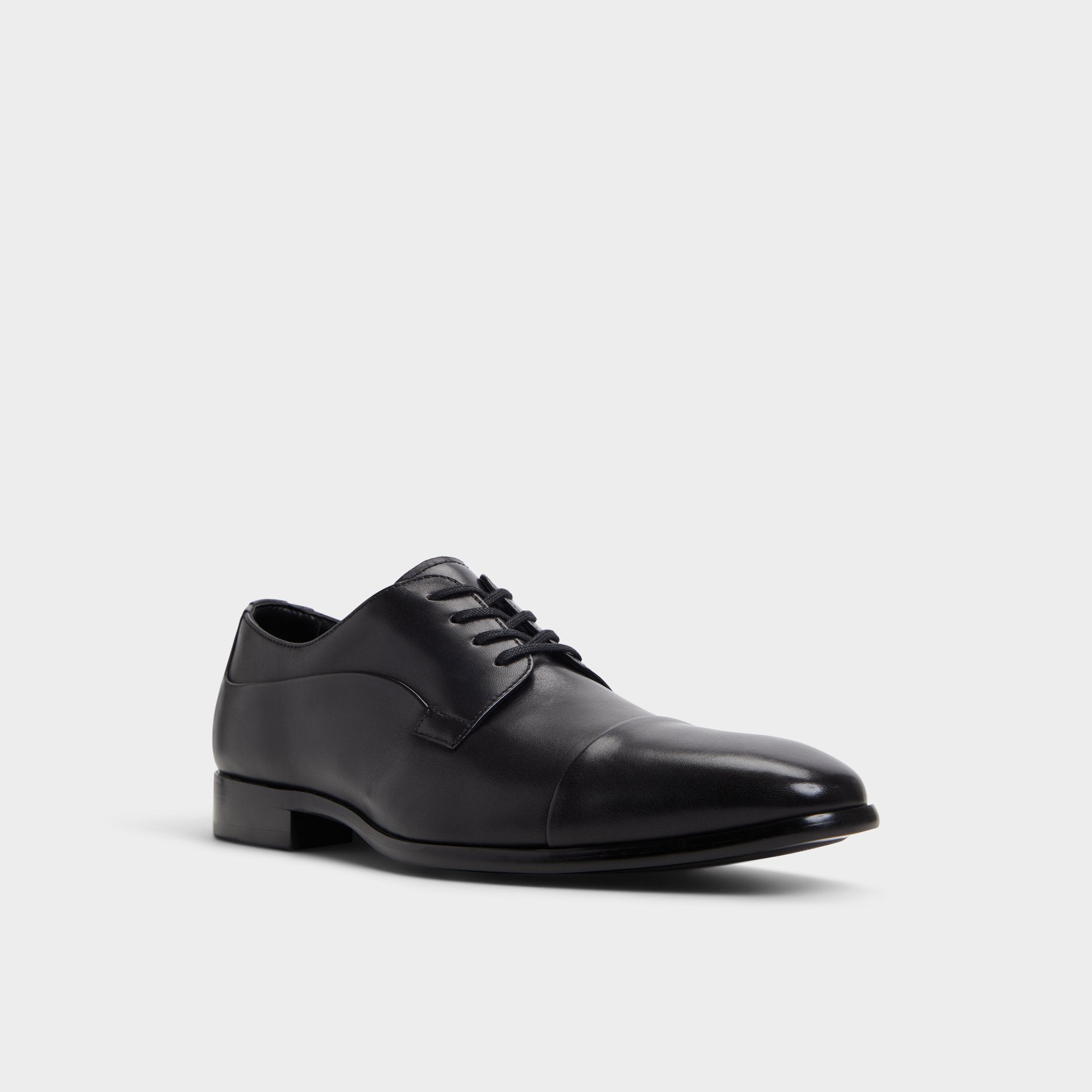 Daniells in Black - Derby shoe