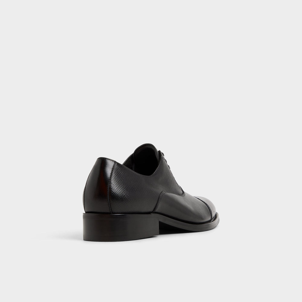 Reece in Black - Oxford shoe
