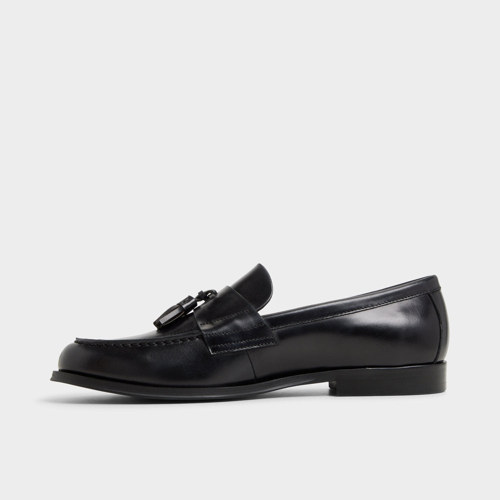 Lionel in Black - Loafer