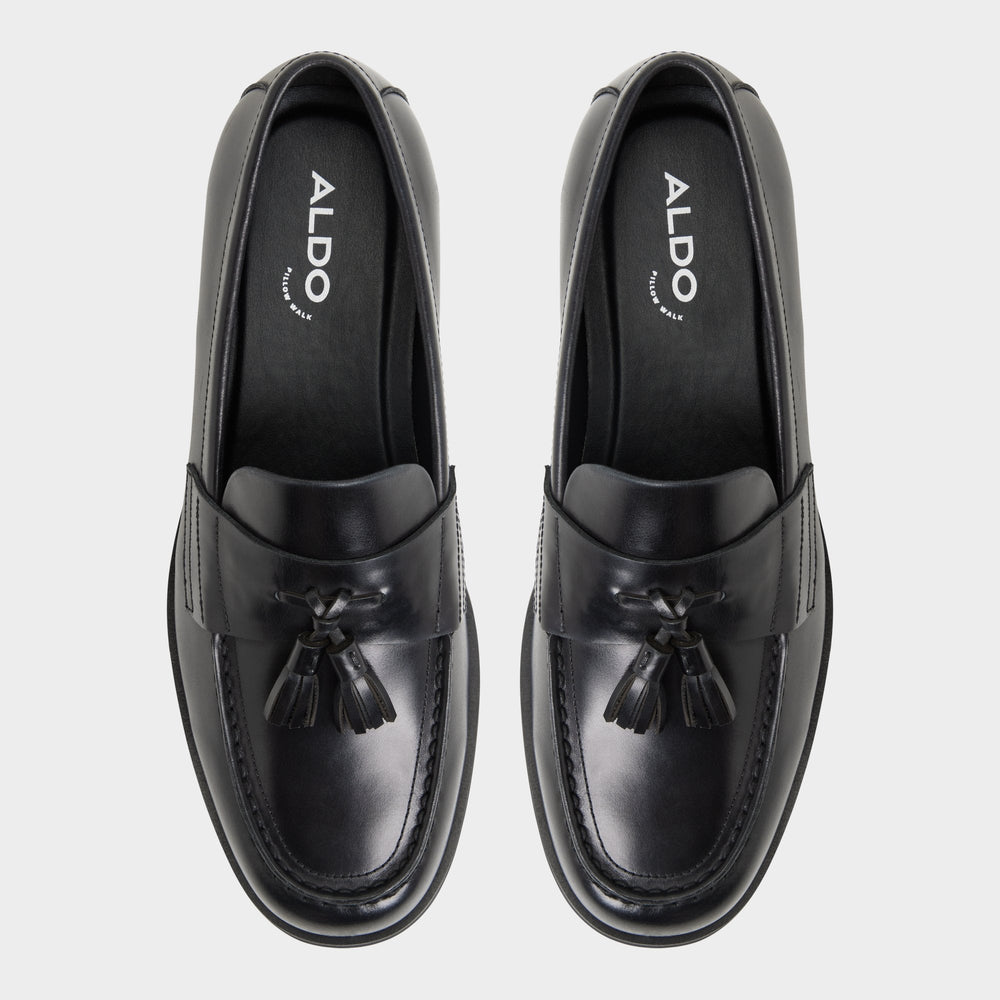 Lionel in Black - Loafer