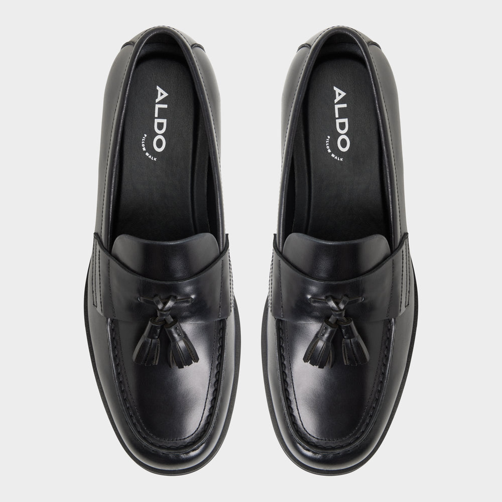 Lionel in Black - Loafer