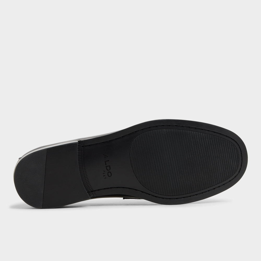 Lionel in Black - Loafer