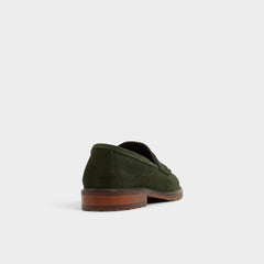 Melvillee in Pine Green - Loafer