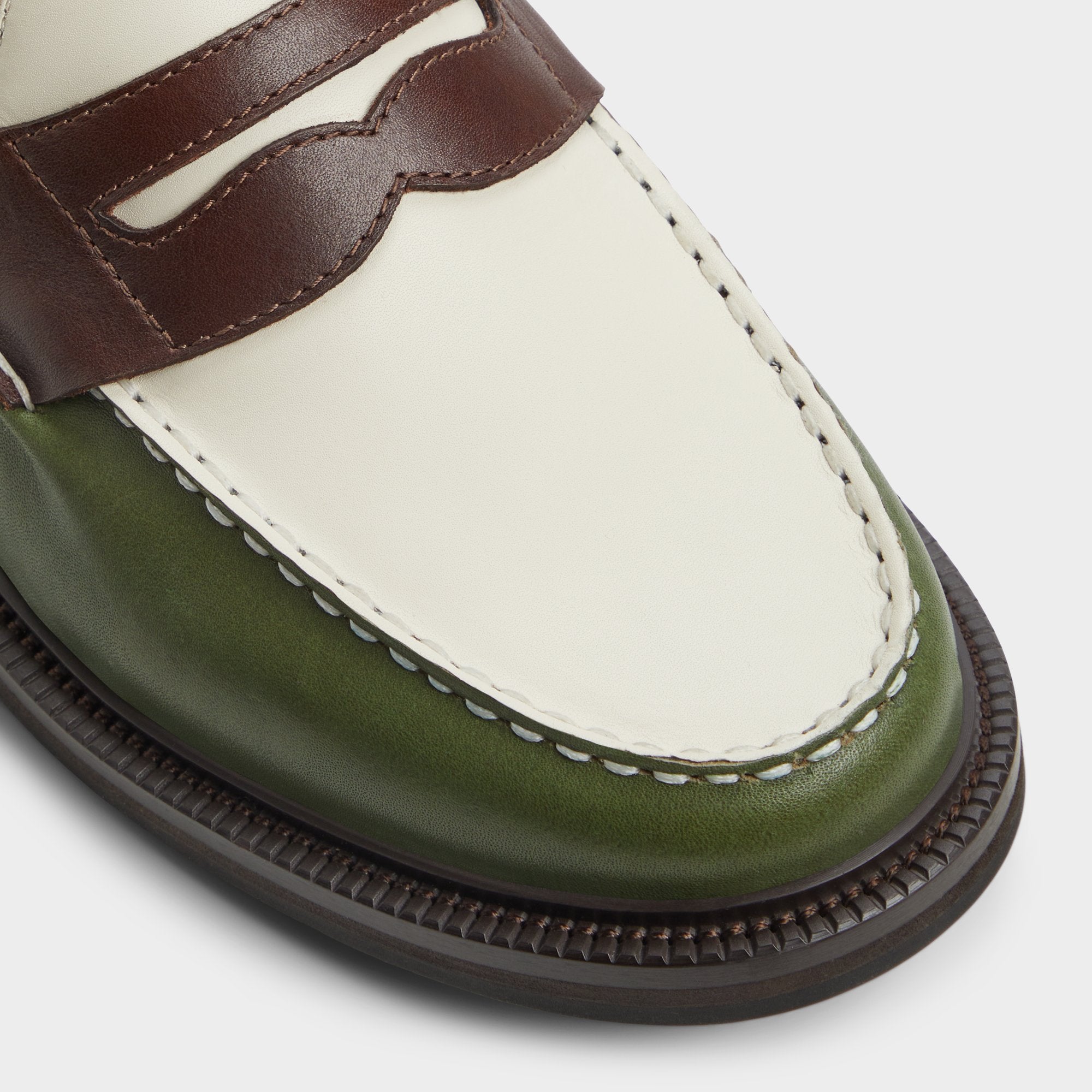 Buckley in Moss - Loafer