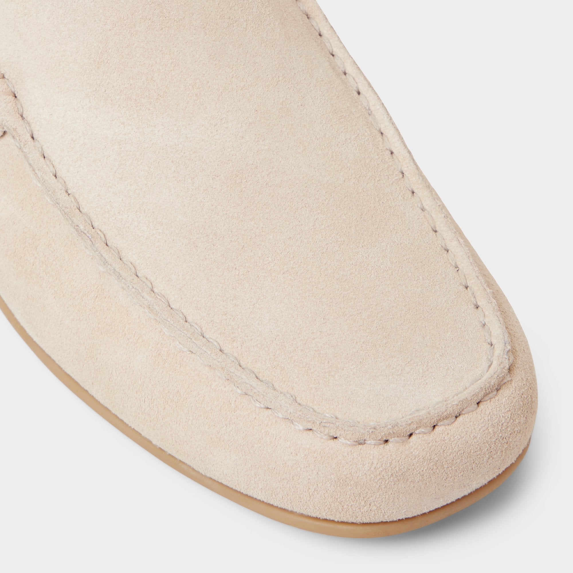 Horton in In Cream - Driving shoe