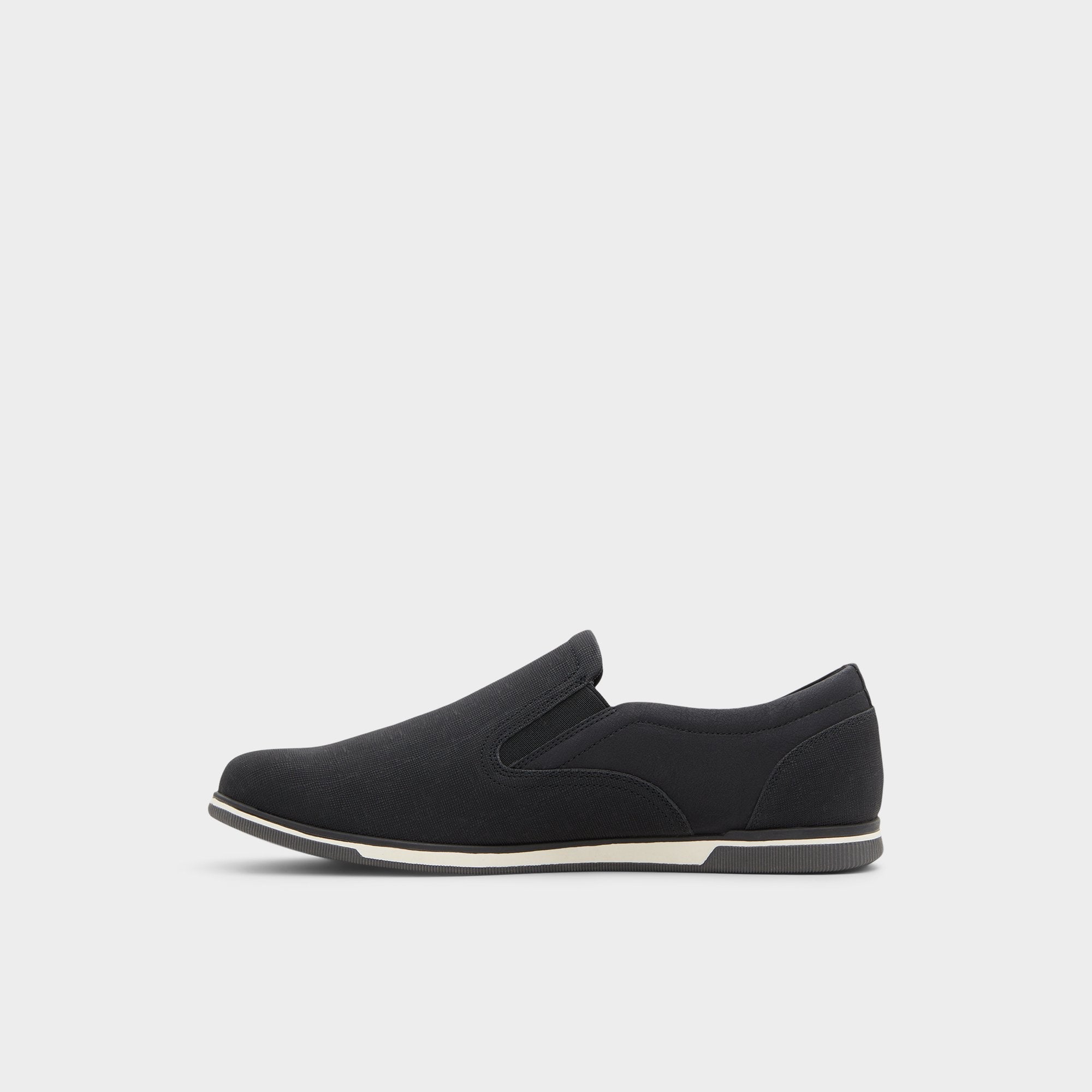 Braunbock in Black - Loafer