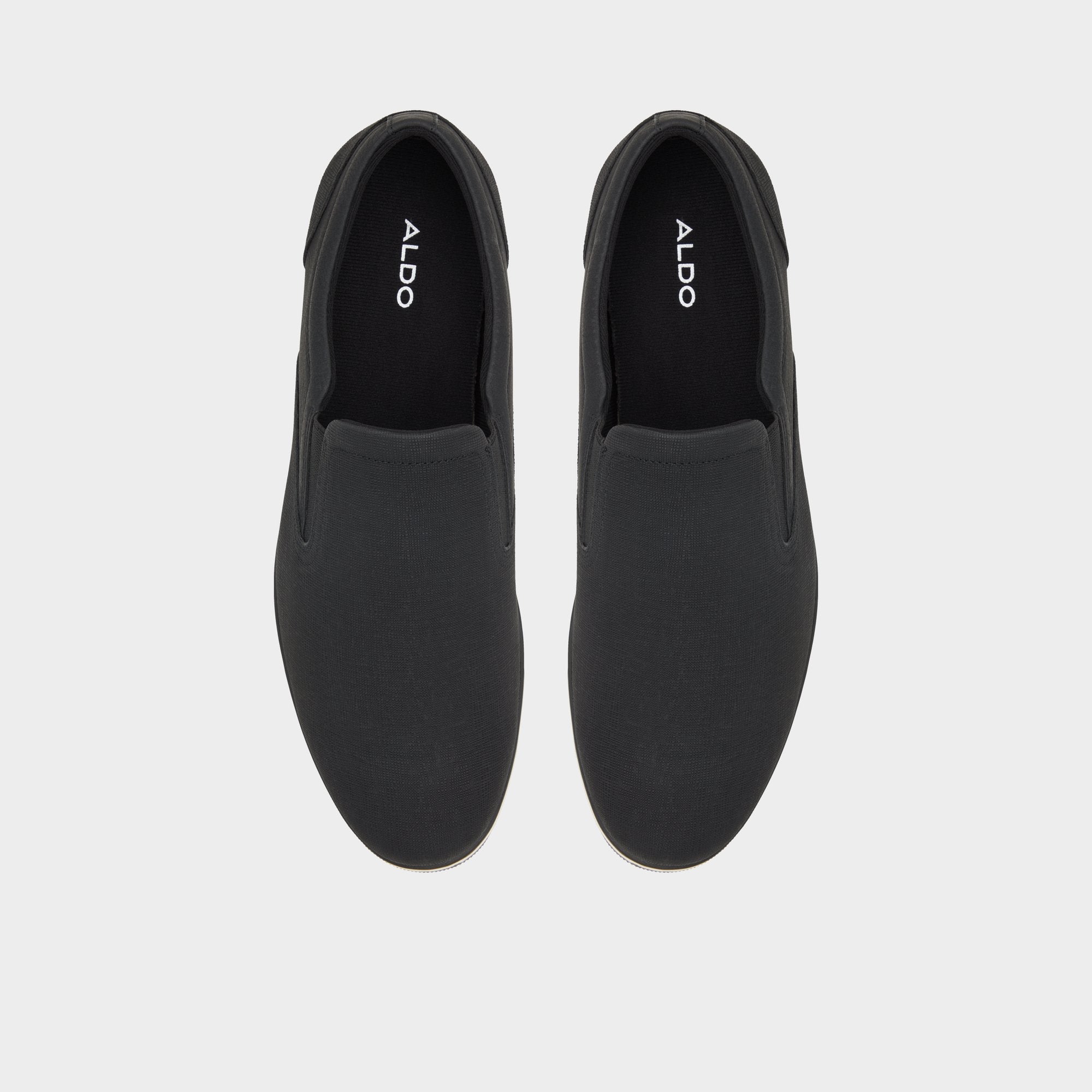 Braunbock in Black - Loafer