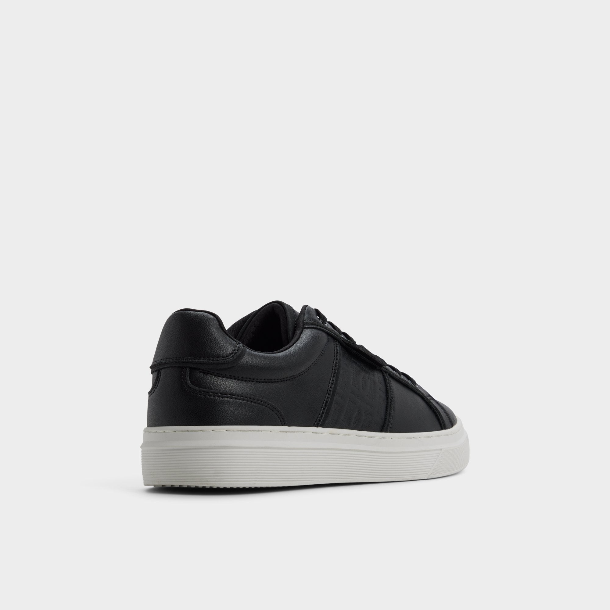 Cup sole Courtline in Black Black 14253819 - Low top sneaker