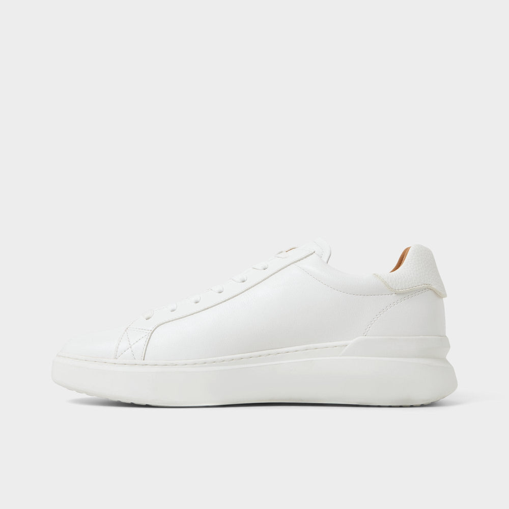 Toddy in White - Low top sneaker