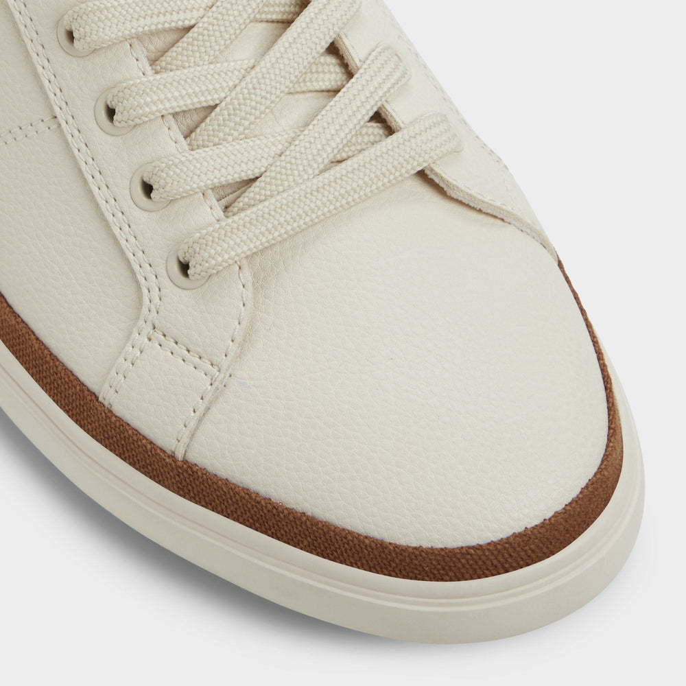Finespec in Light Beige 14102437 - Low top sneaker Cup sole