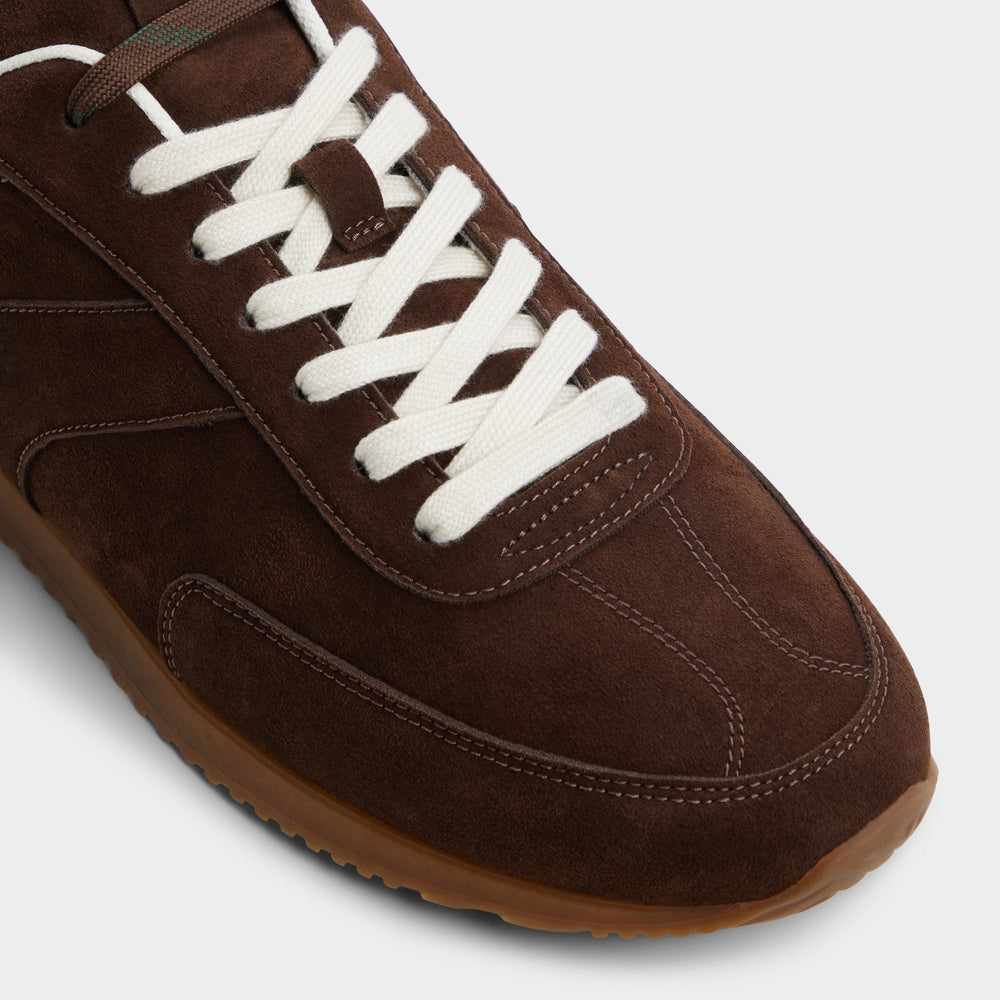 Cup sole Nathaniell in Dark Brown - Low top sneaker