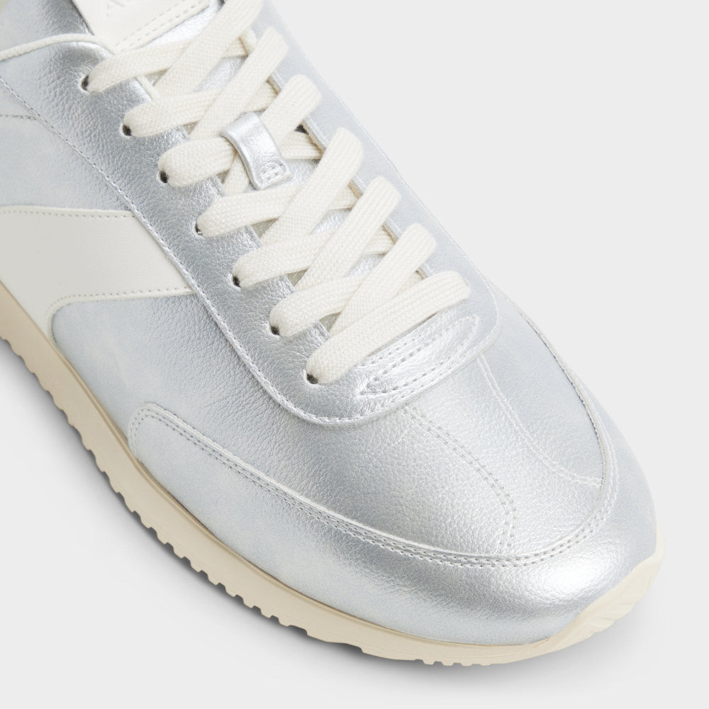 Nathaniel in Silver - Low top sneaker Cup sole