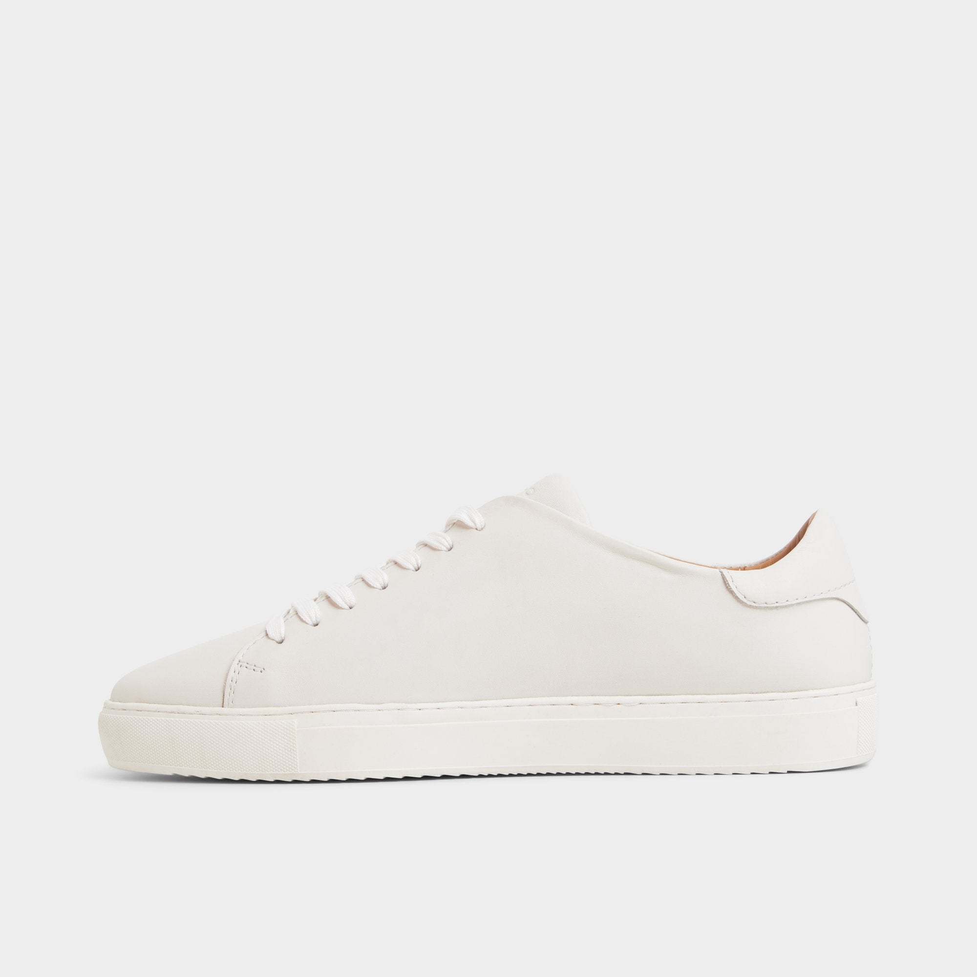 Fonzo in White - Low top sneaker