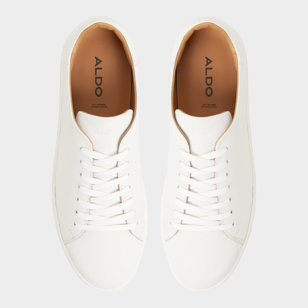 Fonzo in White - Low top sneaker