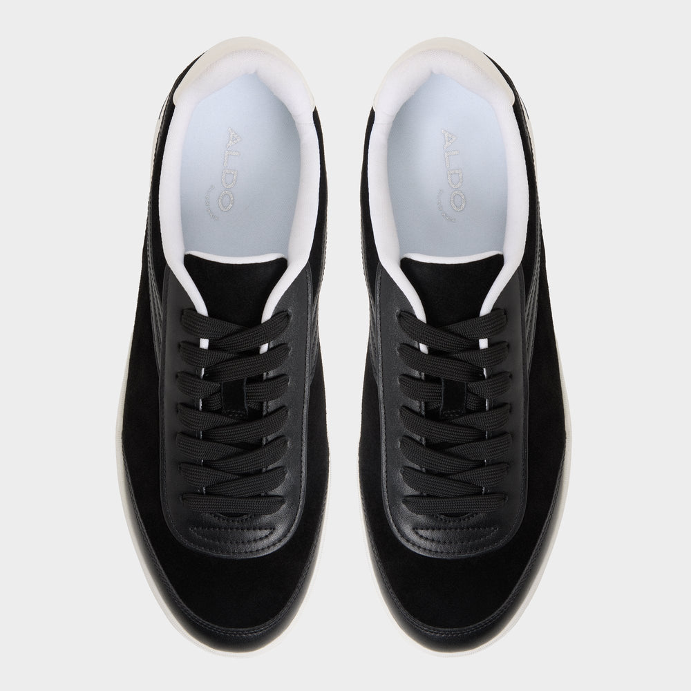 Cup sole Cypress in Black - Low top sneaker
