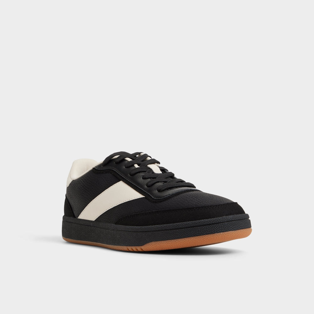 Ashwin in Black - Low top sneaker Cup sole